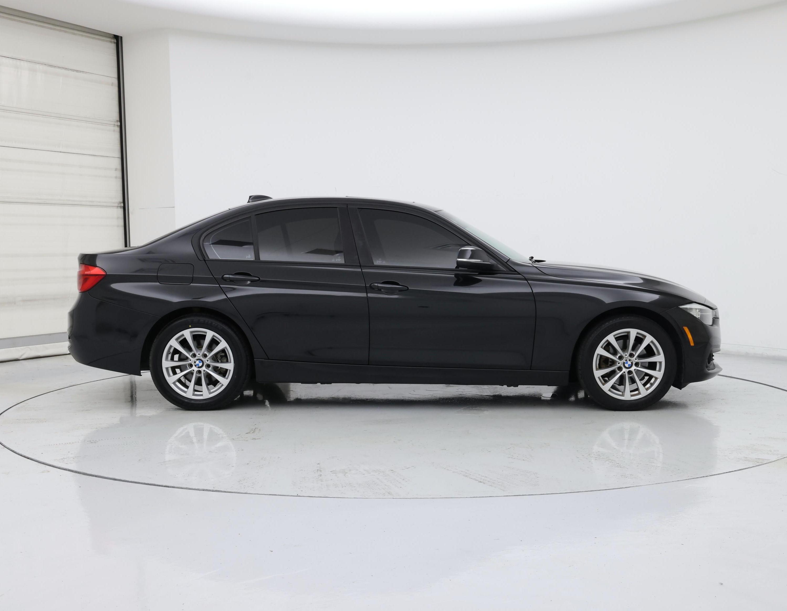 Thumbnail: 2016 BMW 3 Series - 7