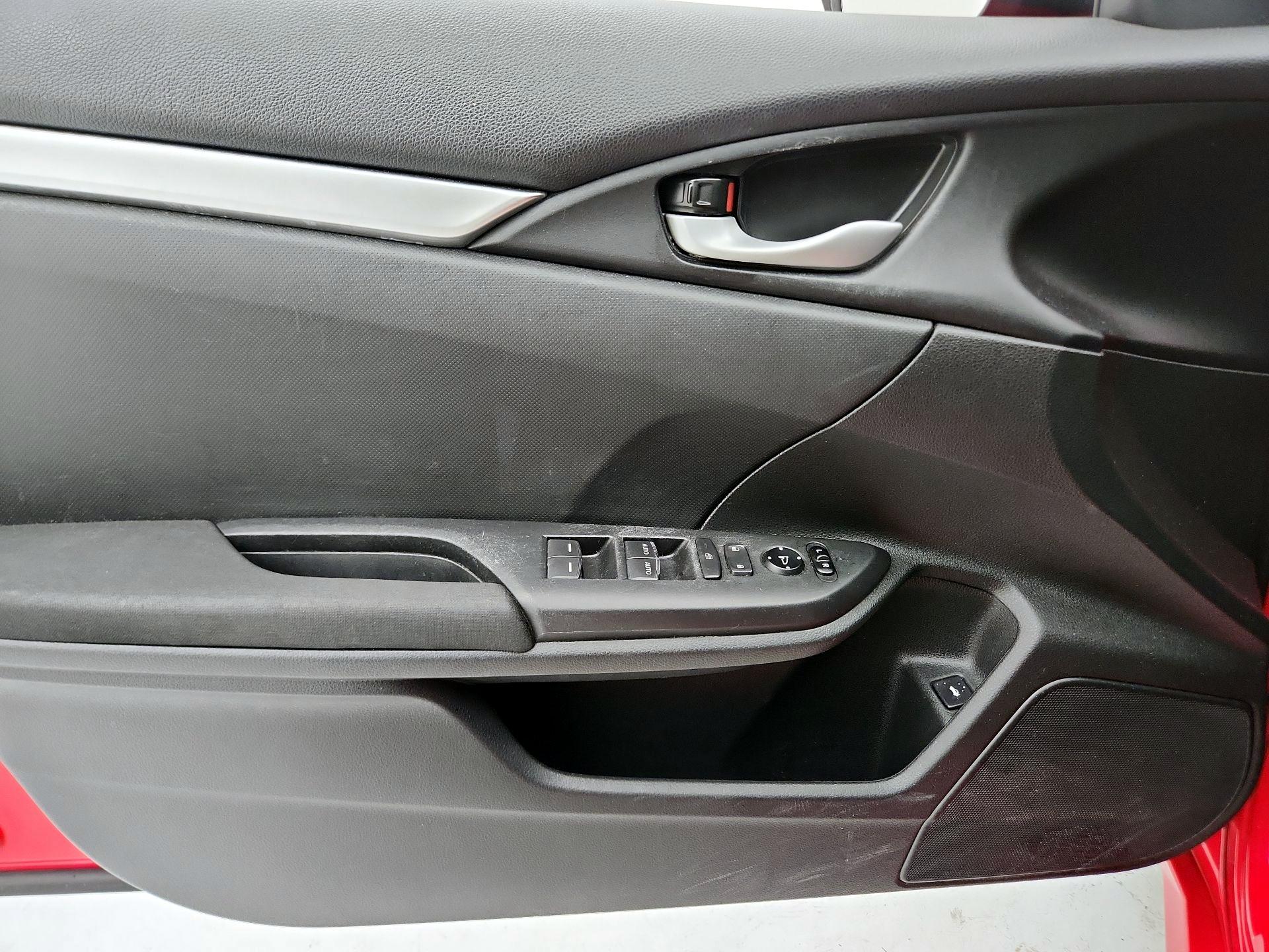 Thumbnail: 2017 Honda Civic - 12