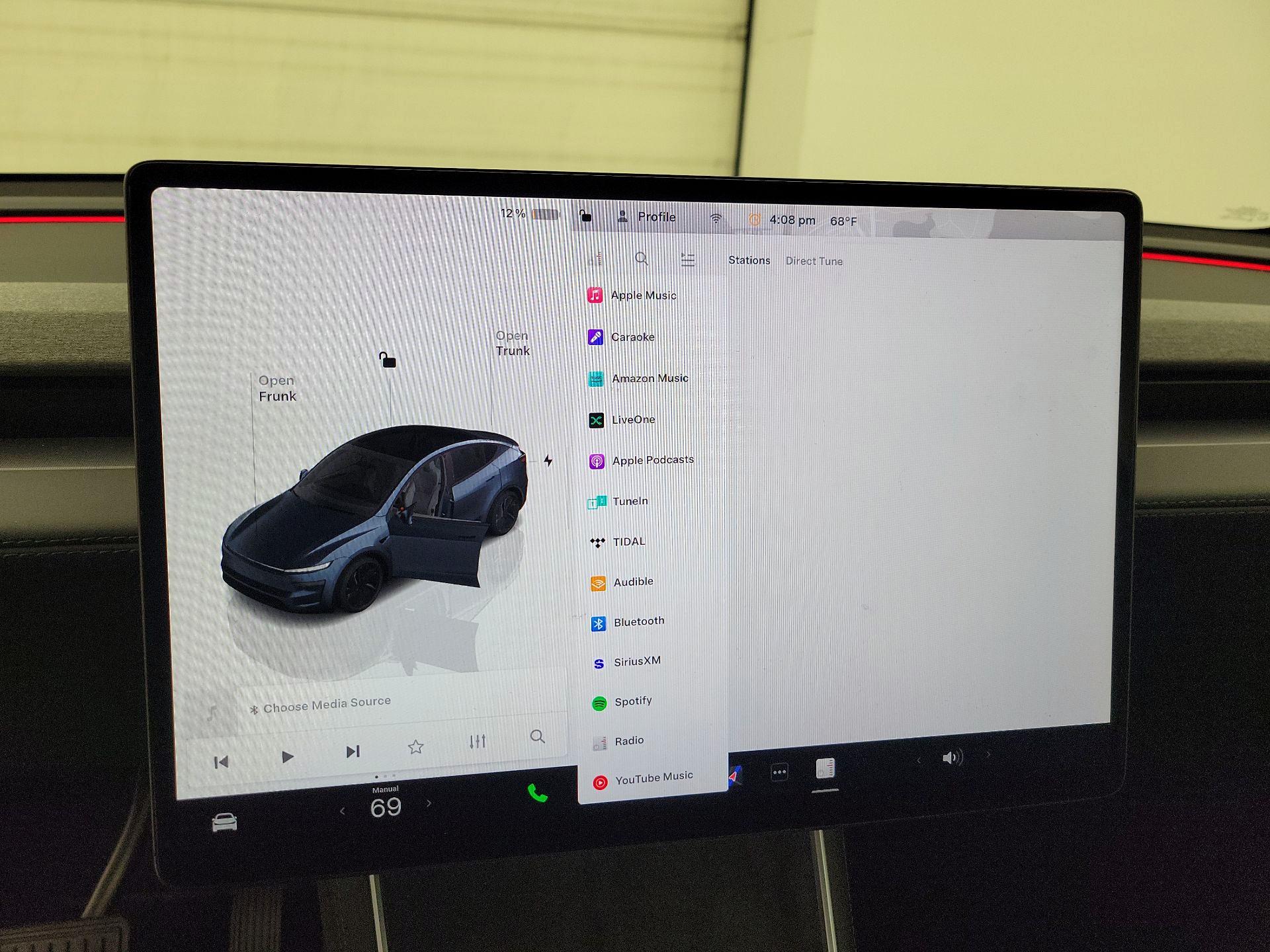 Thumbnail: 2026 Tesla Model Y - 15