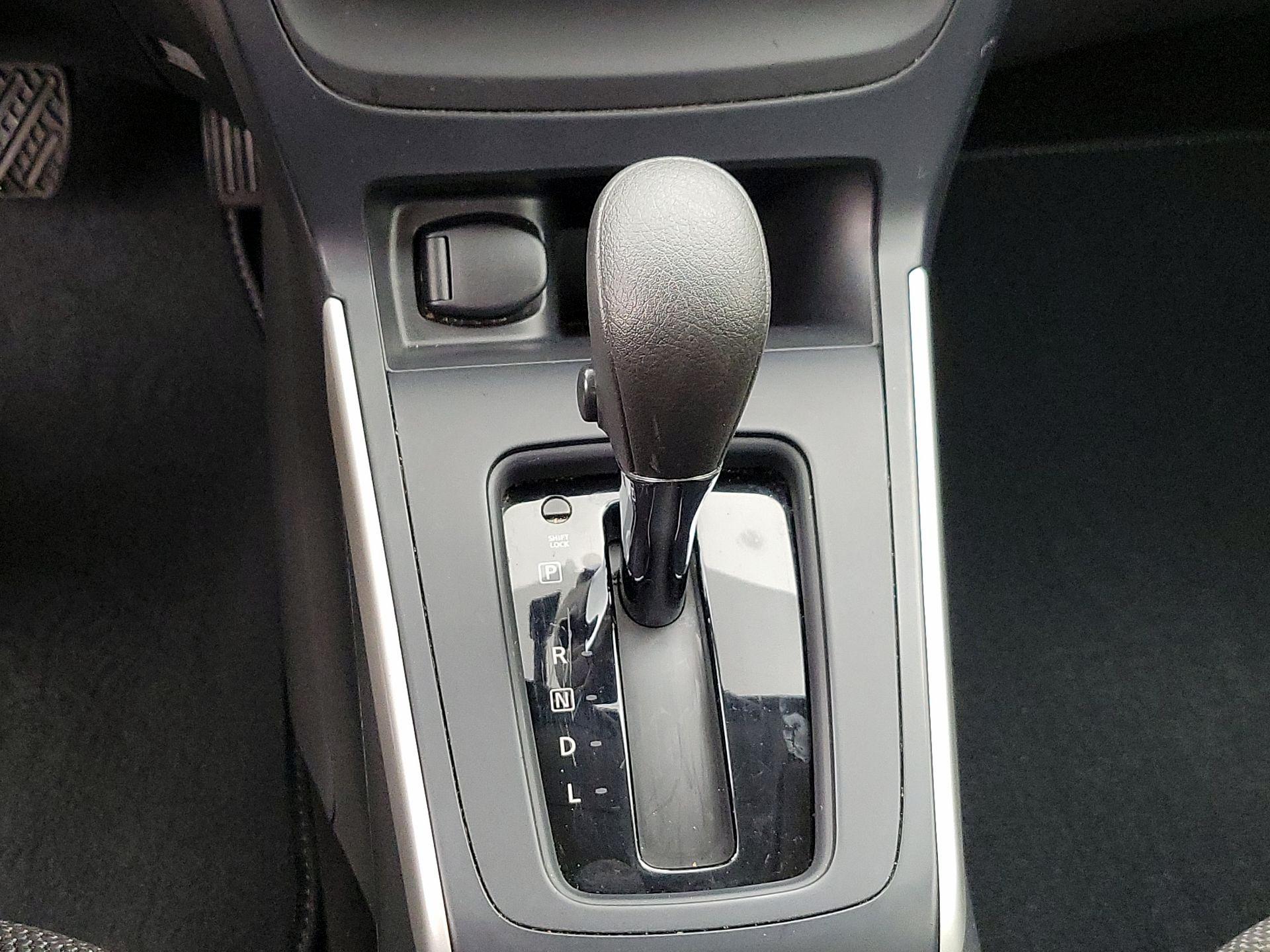 Thumbnail: 2019 Nissan Sentra - 17