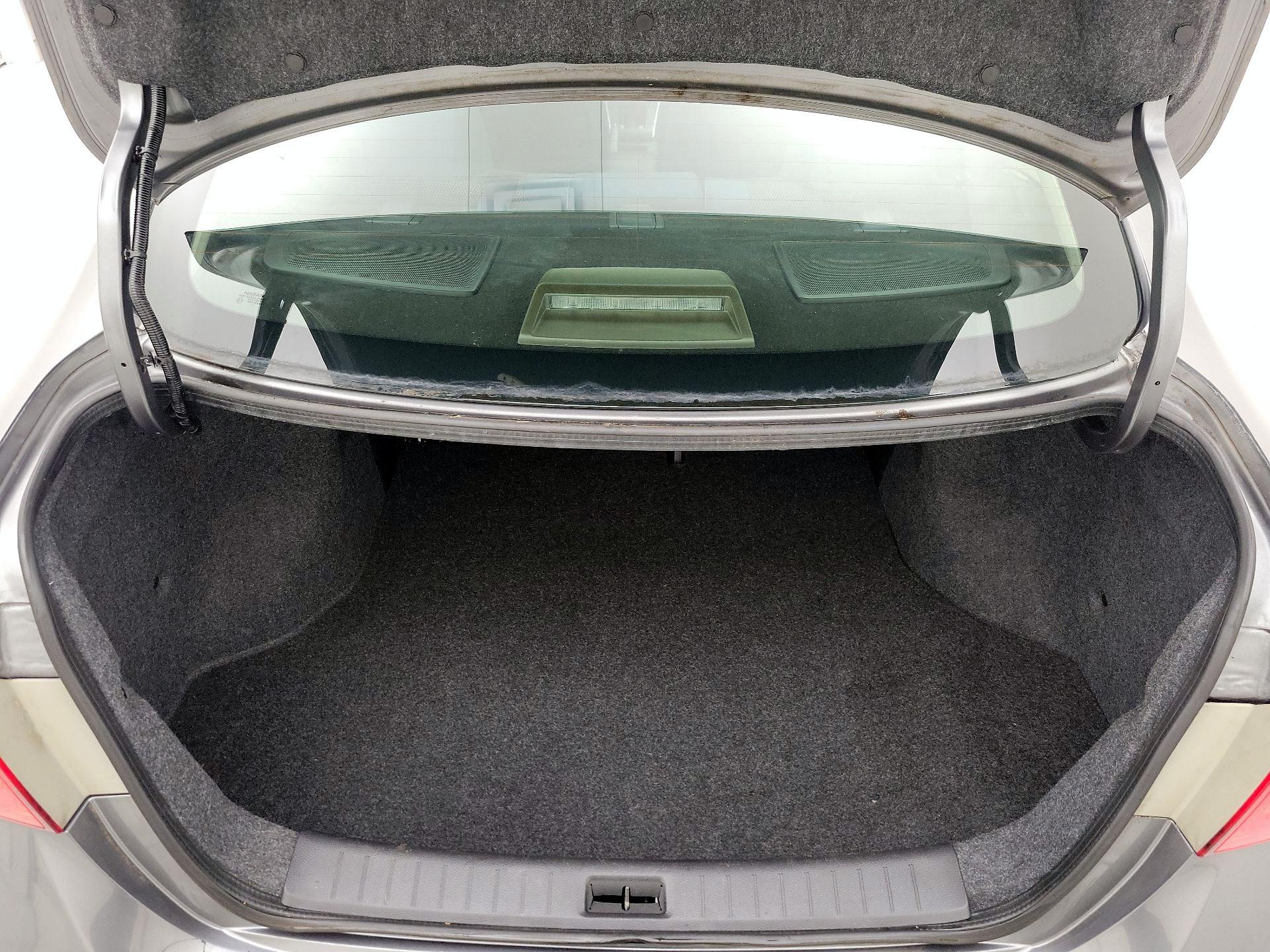 Thumbnail: 2019 Nissan Sentra - 20