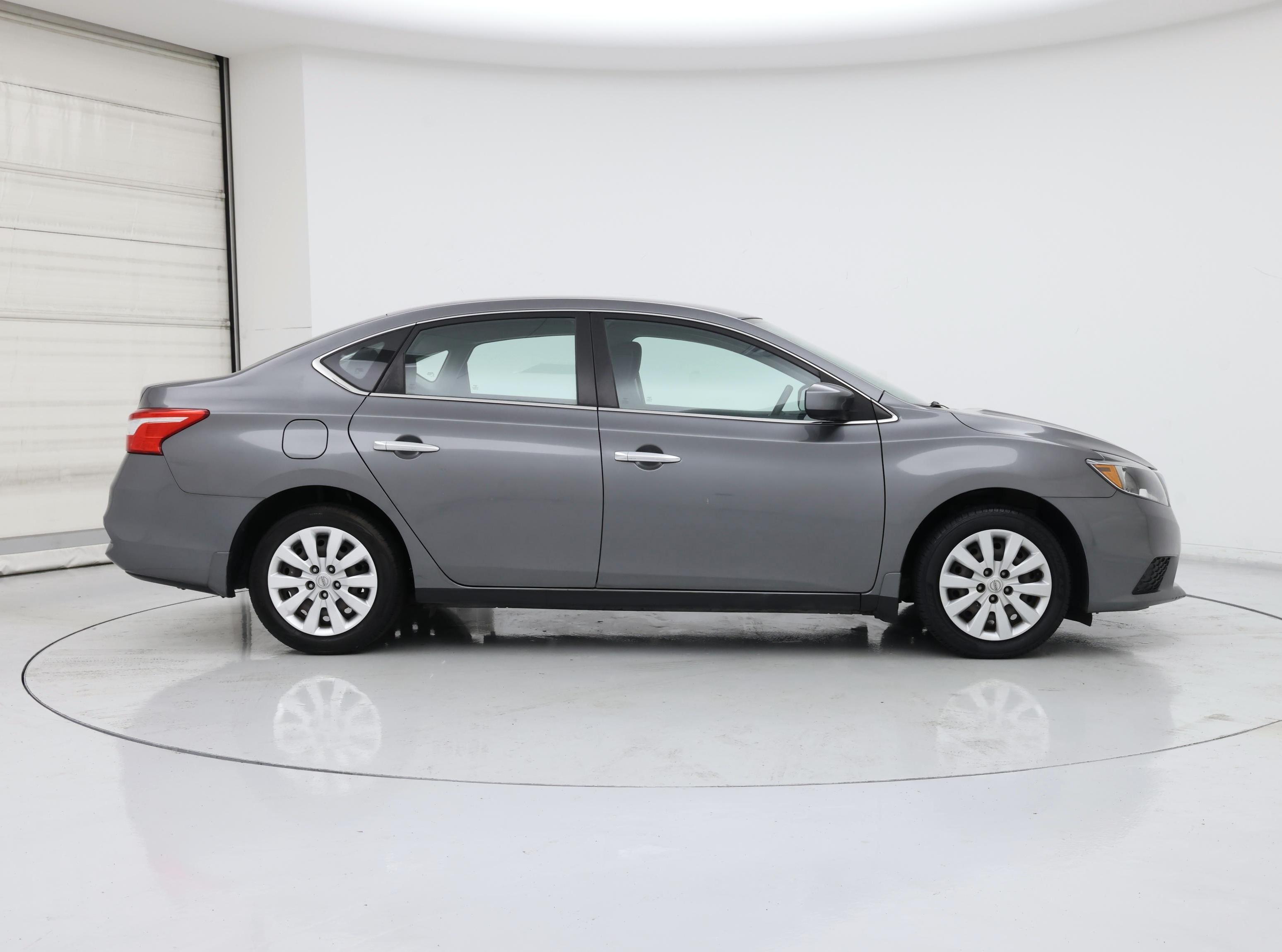 Thumbnail: 2019 Nissan Sentra - 7