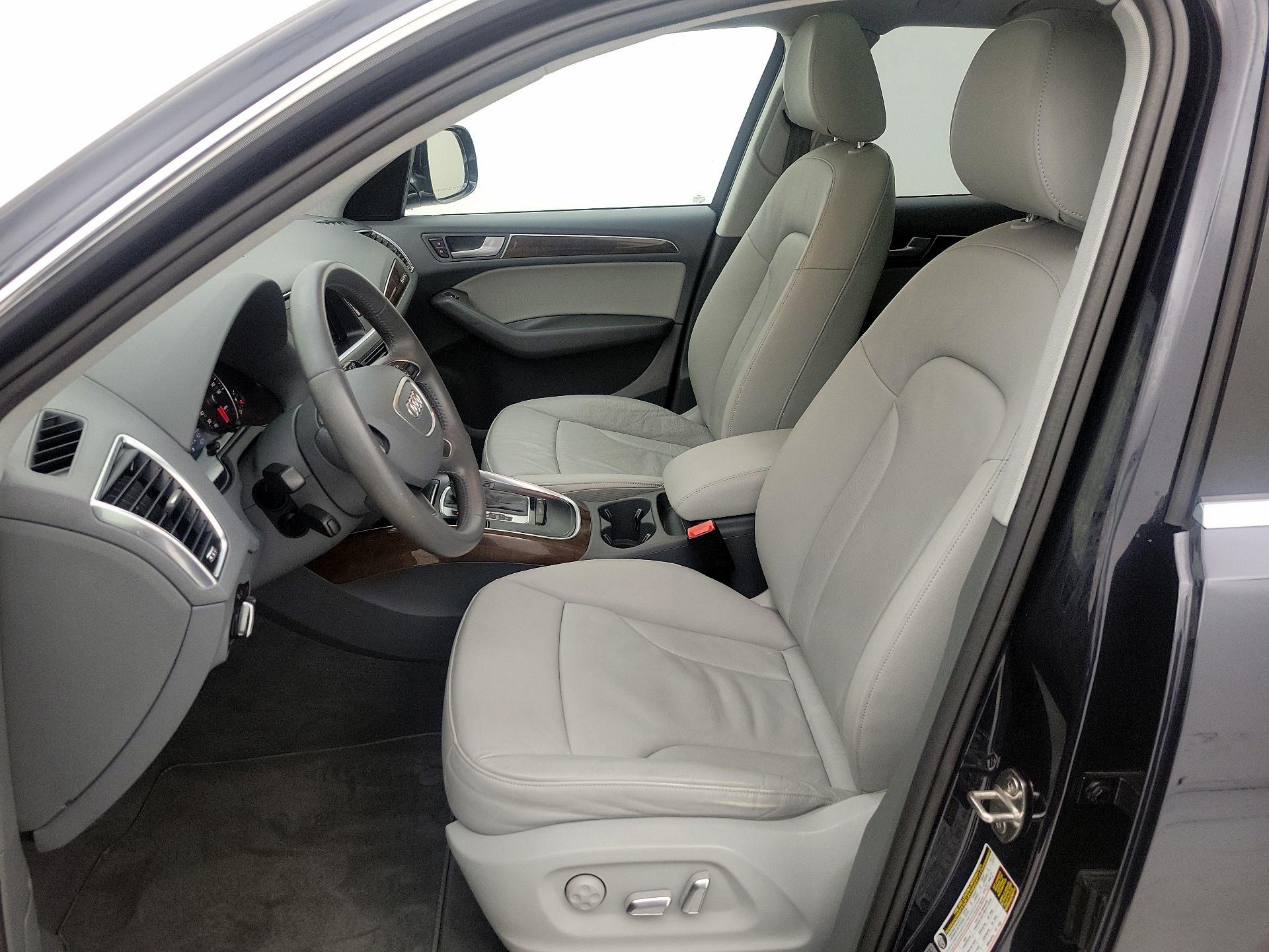 Thumbnail: 2016 Audi Q5 - 11