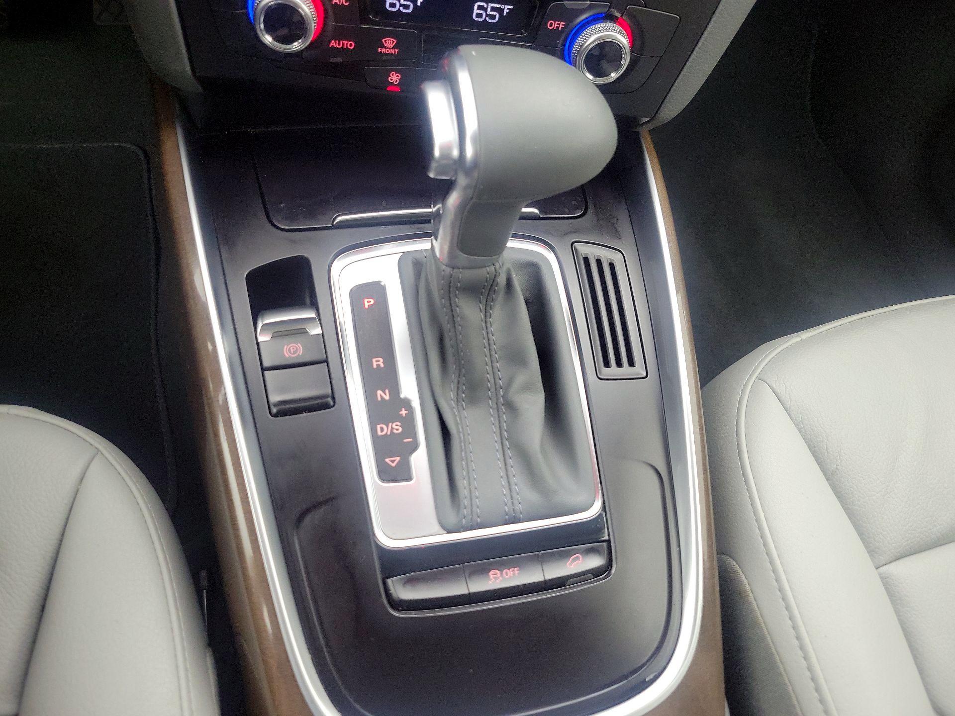 Thumbnail: 2016 Audi Q5 - 16