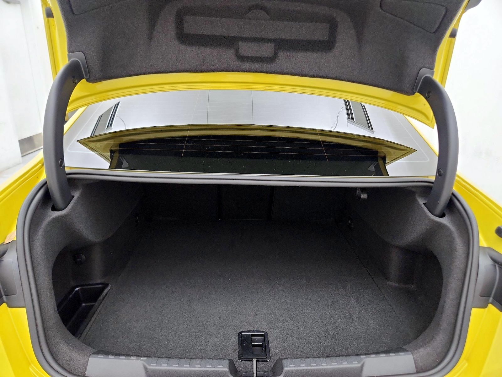 2024 Audi RS 3 Base - Photo 22
