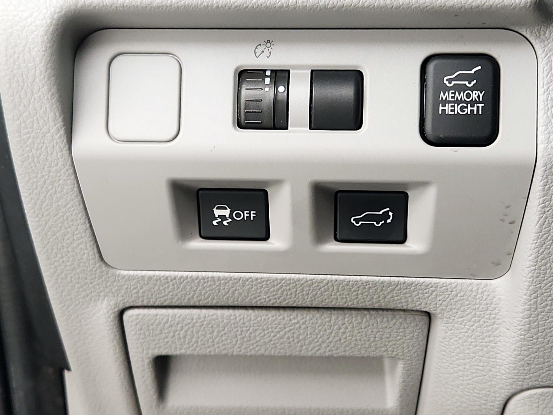 Thumbnail: 2015 Subaru Forester - 13