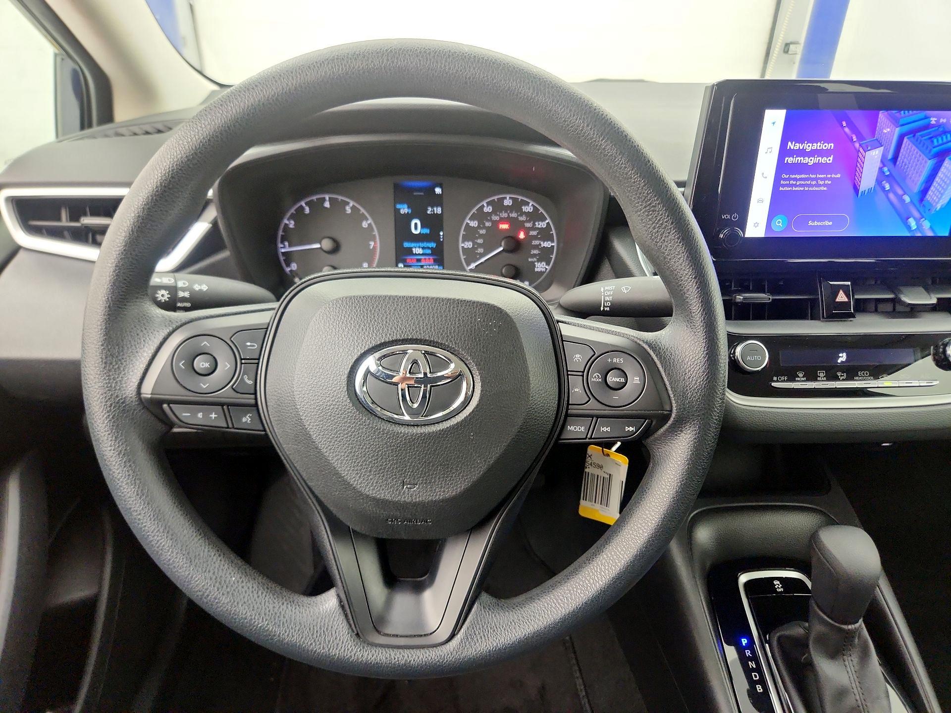 Thumbnail: 2023 Toyota Corolla - 10