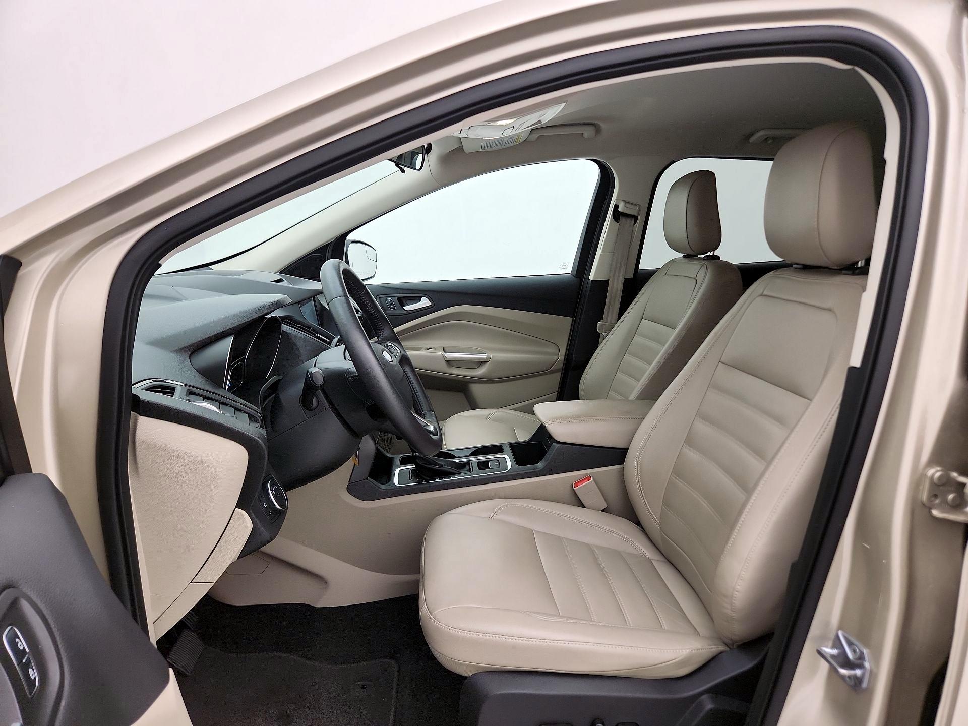 Thumbnail: 2018 Ford Escape - 11