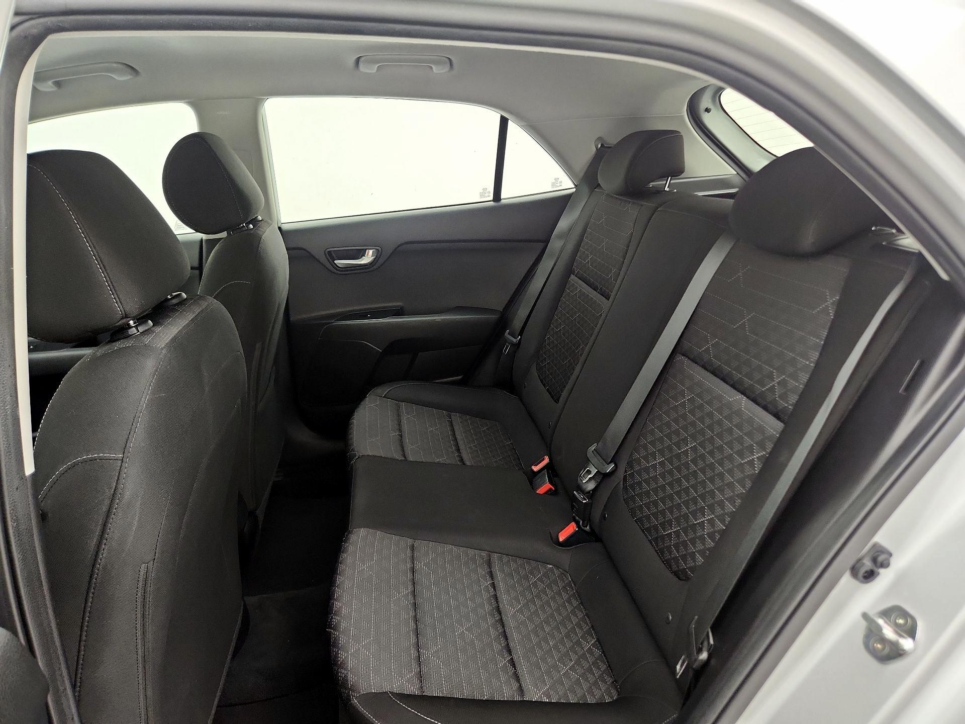 Thumbnail: 2018 Kia Rio5 - 19