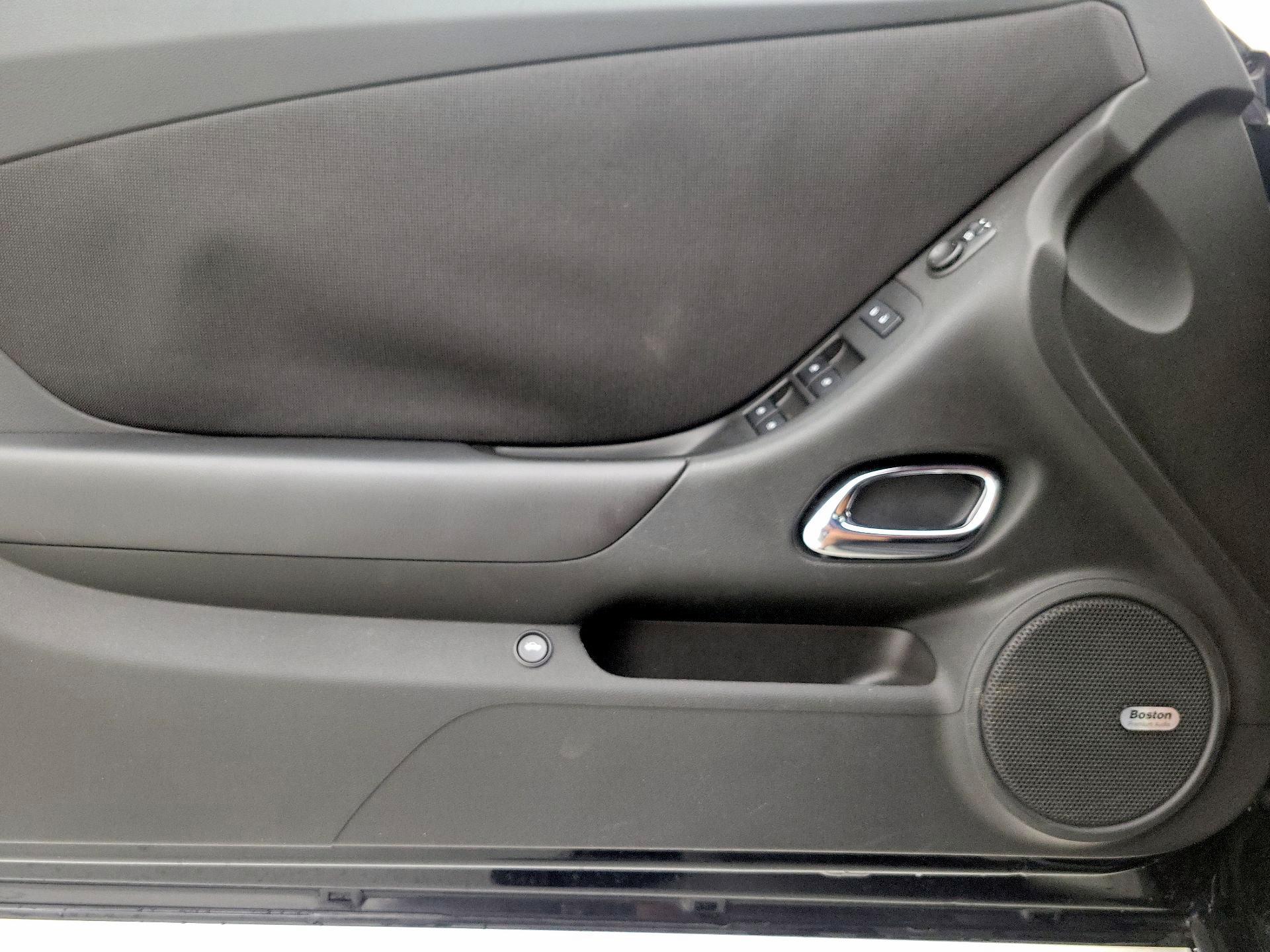 Thumbnail: 2014 Chevrolet Camaro - 12