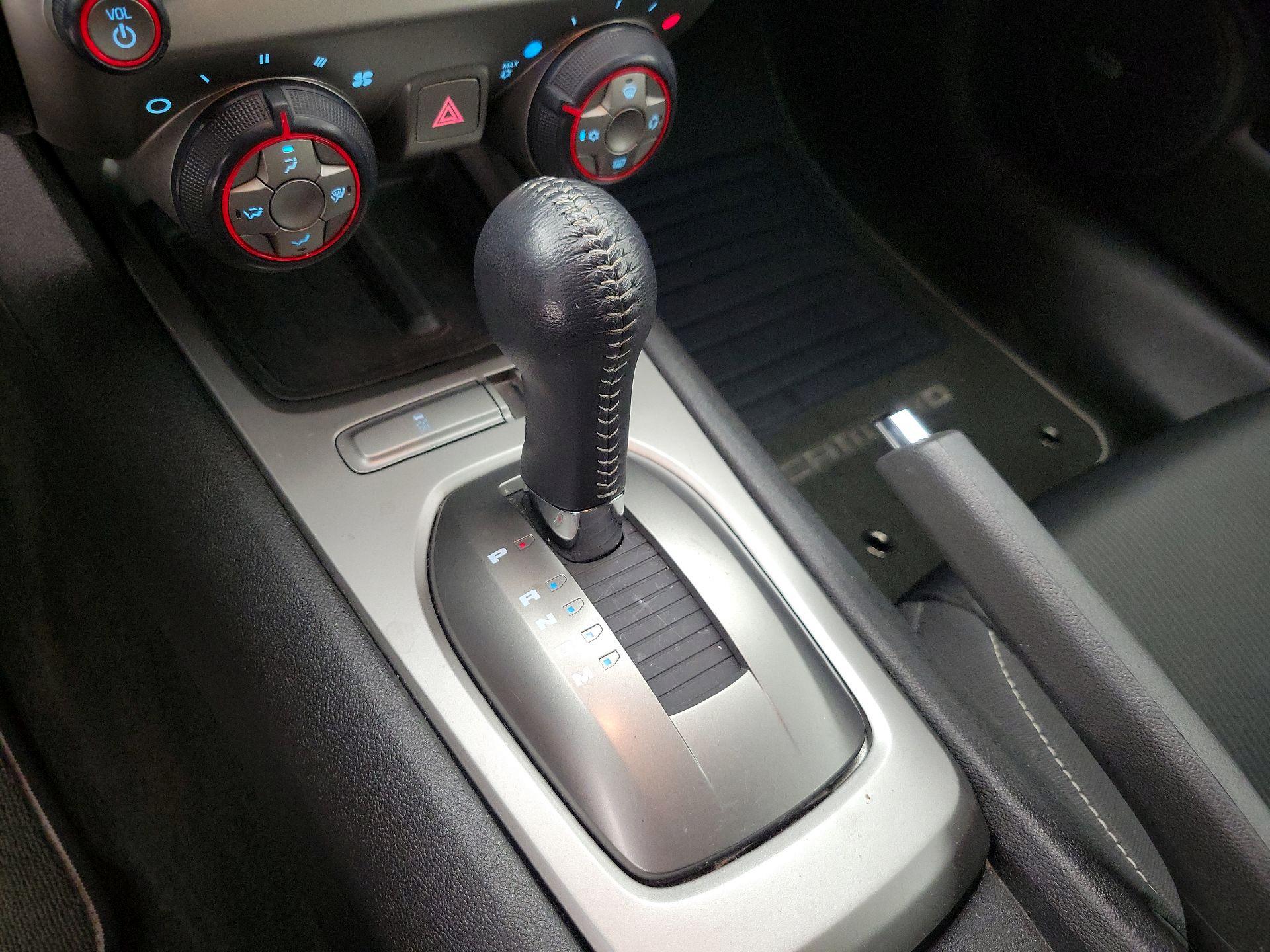 Thumbnail: 2014 Chevrolet Camaro - 17