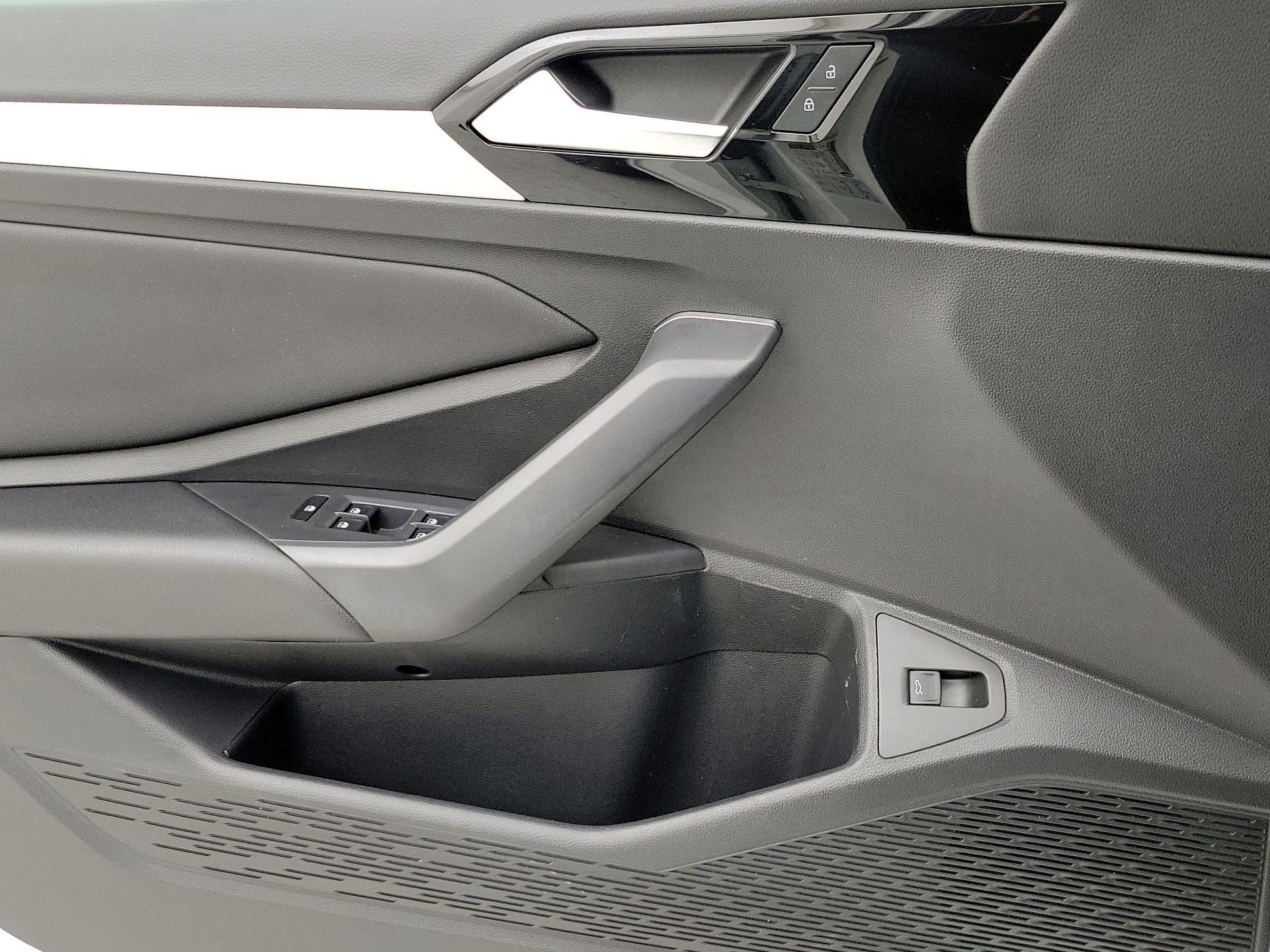 Thumbnail: 2020 Volkswagen Jetta - 12