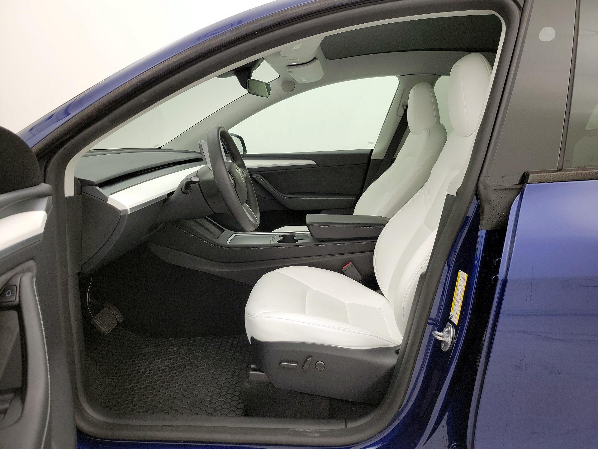 Thumbnail: 2024 Tesla Model Y - 11