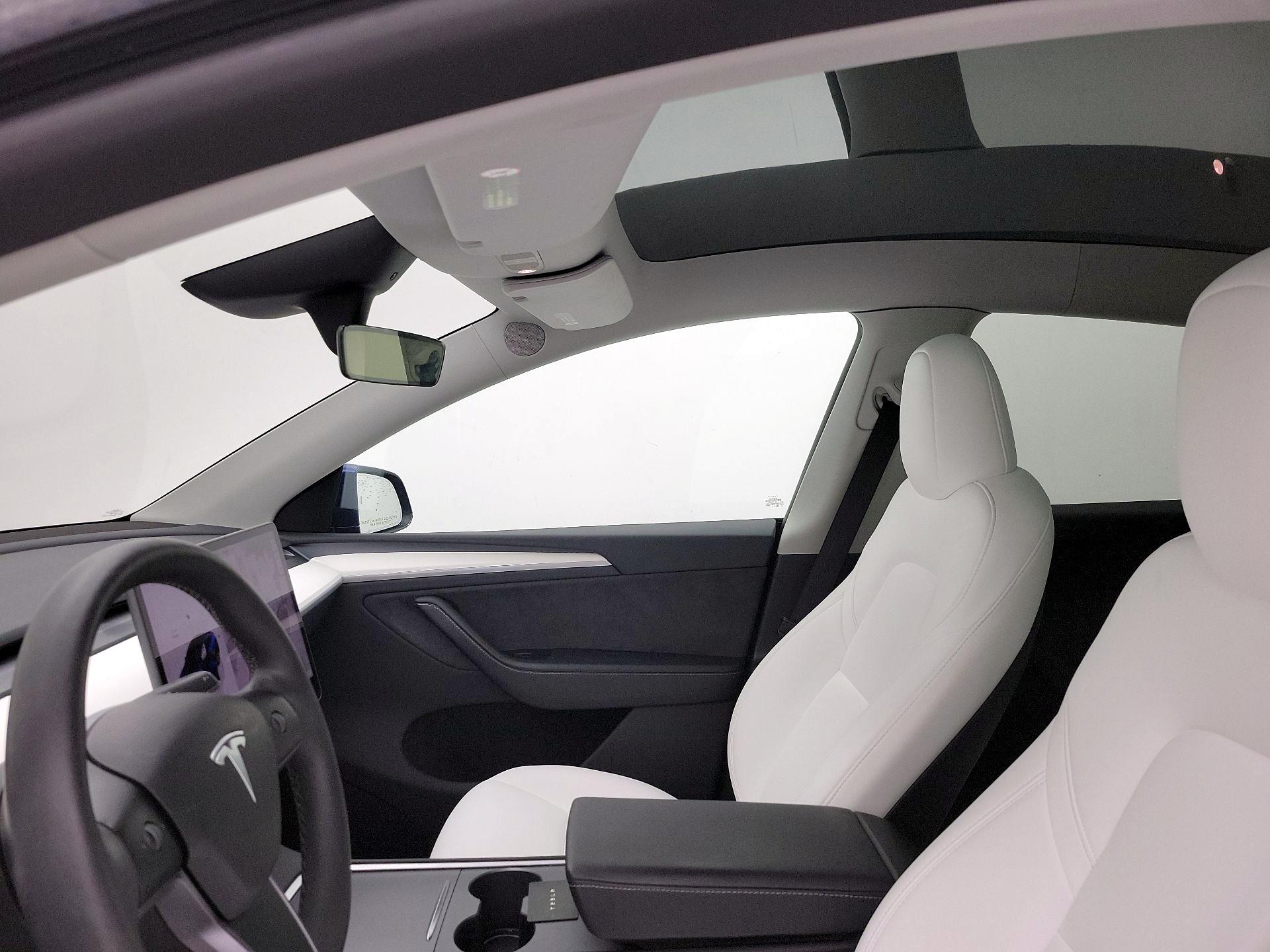 Thumbnail: 2024 Tesla Model Y - 19