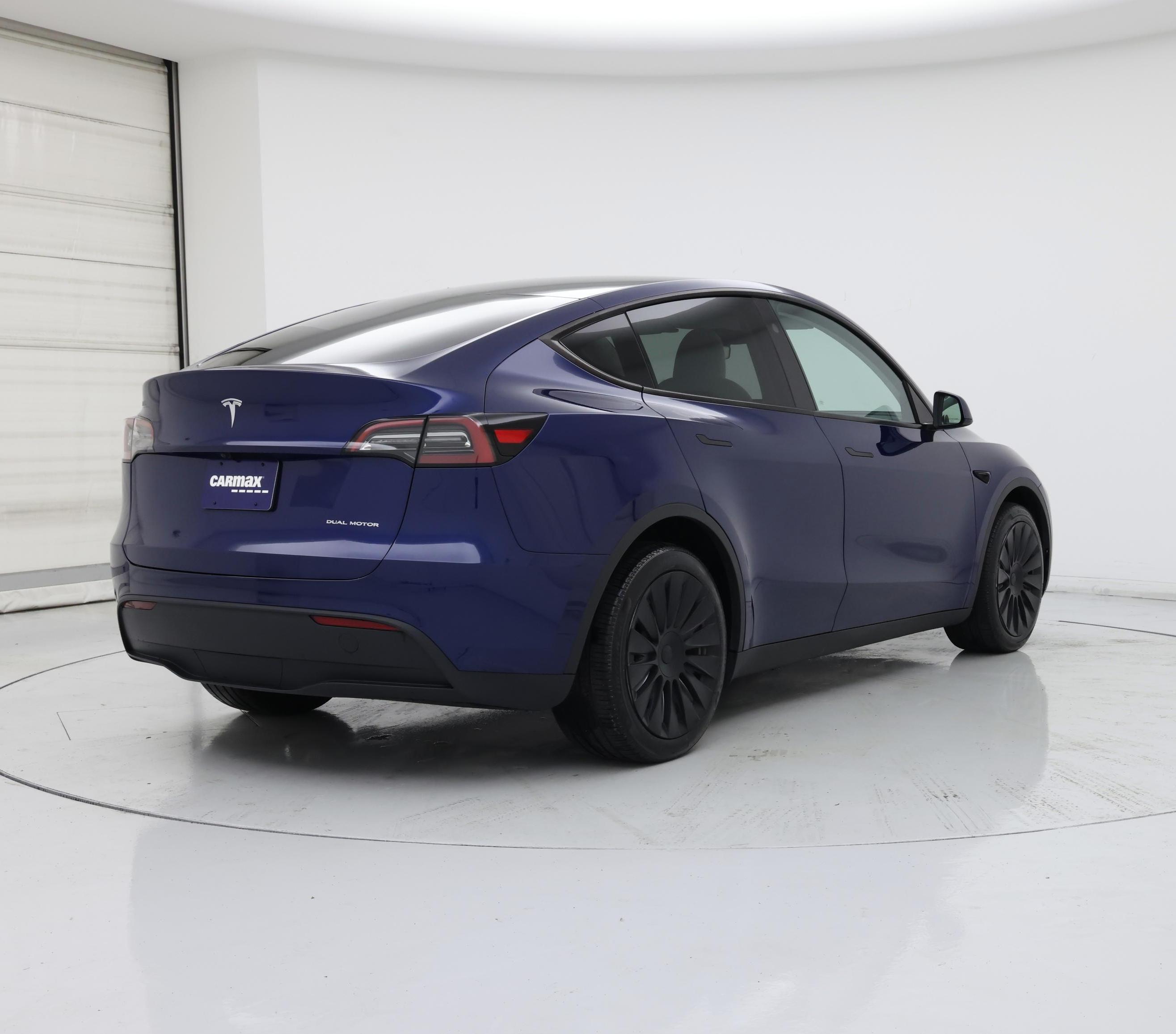 Thumbnail: 2024 Tesla Model Y - 8