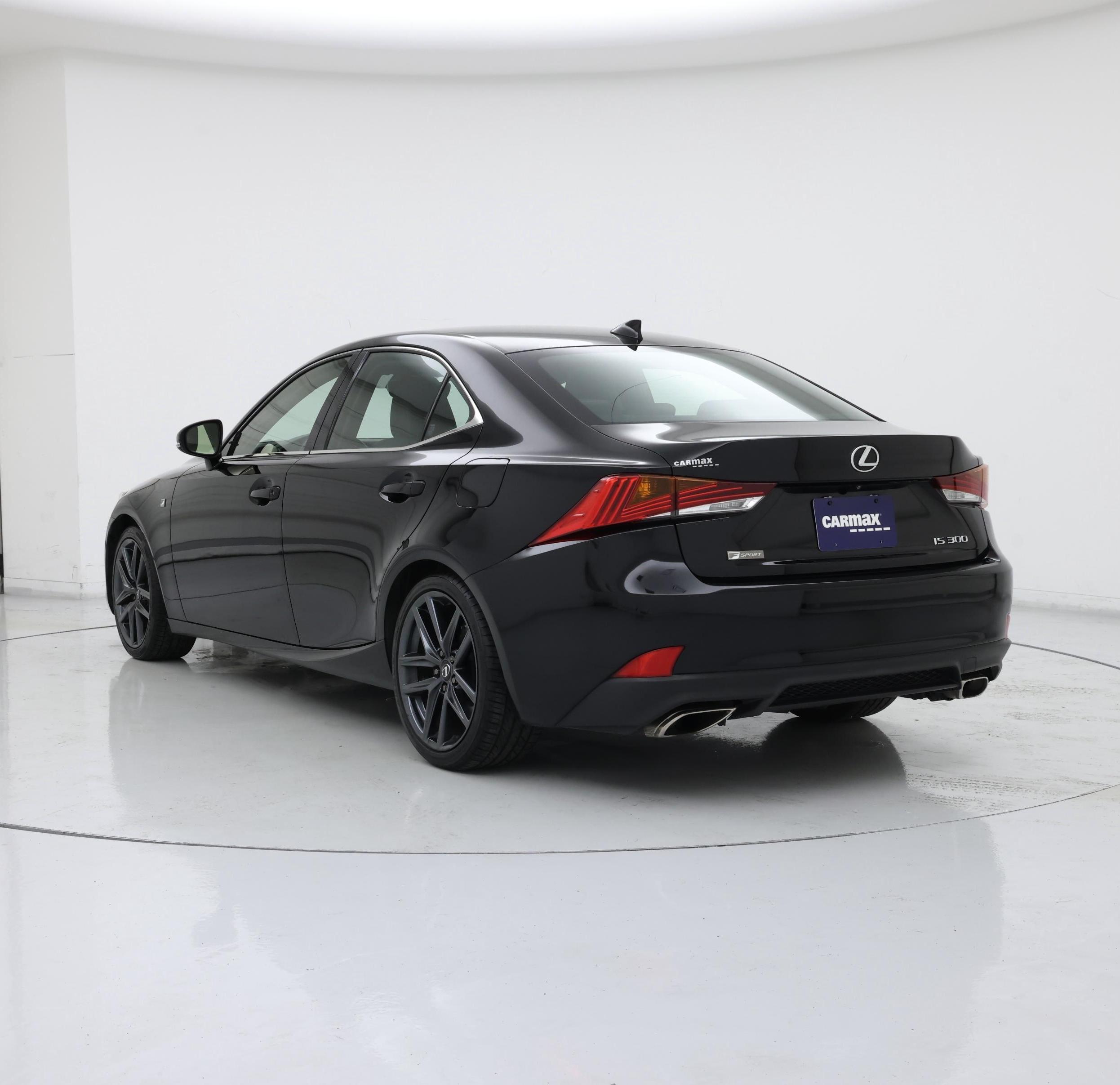 Thumbnail: 2020 Lexus IS - 2