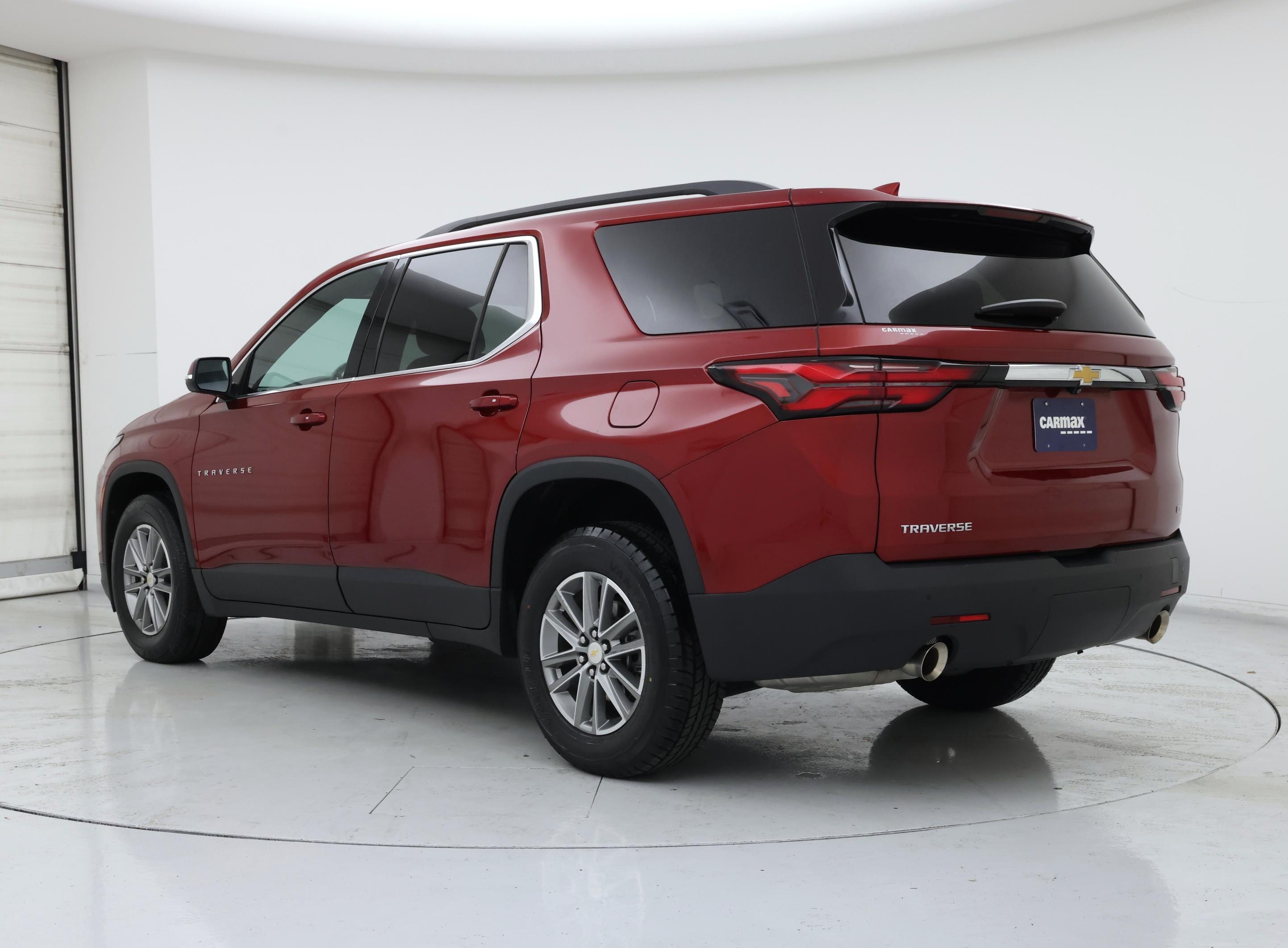 Thumbnail: 2023 Chevrolet Traverse - 2