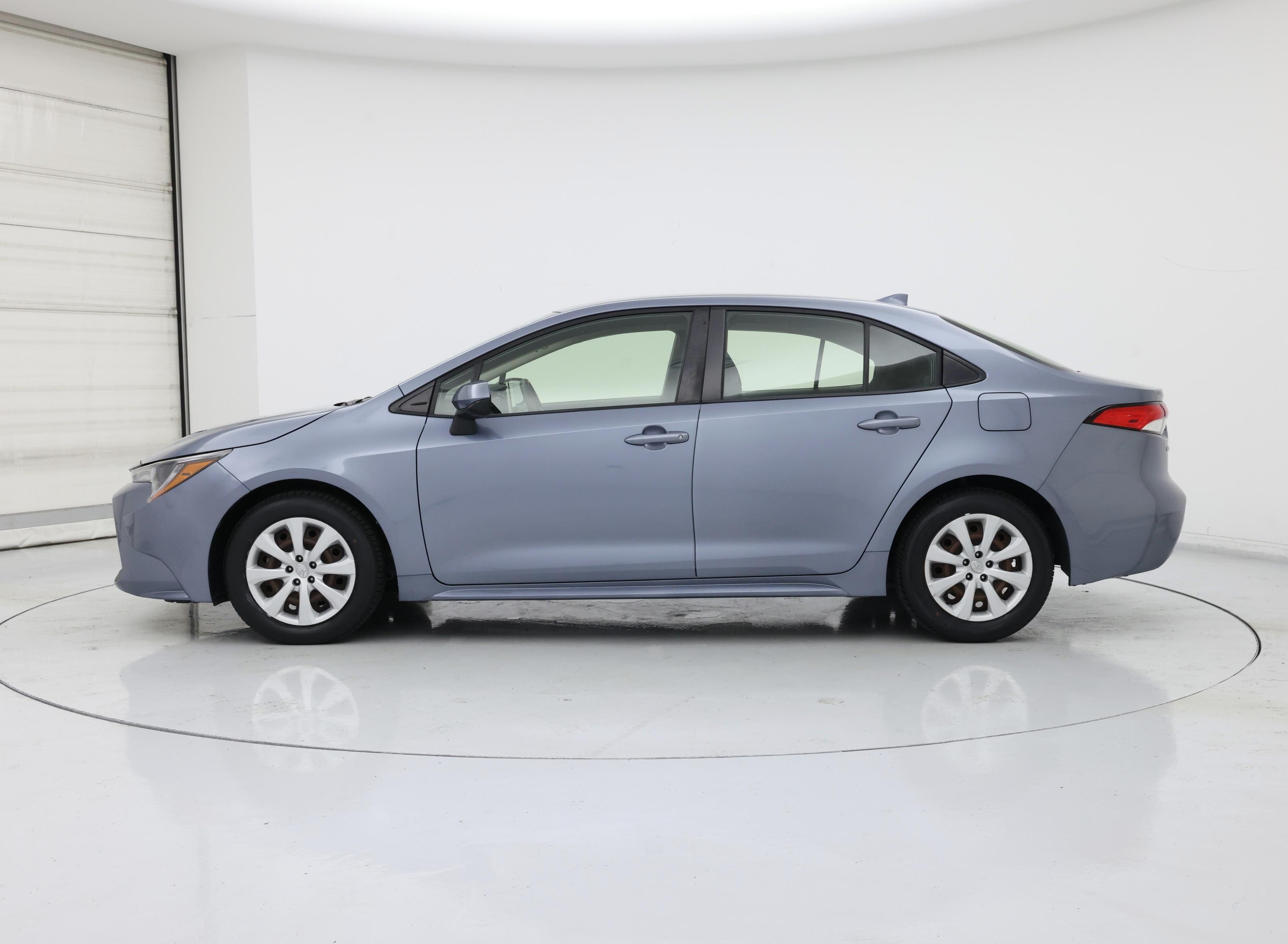 Thumbnail: 2021 Toyota Corolla - 3