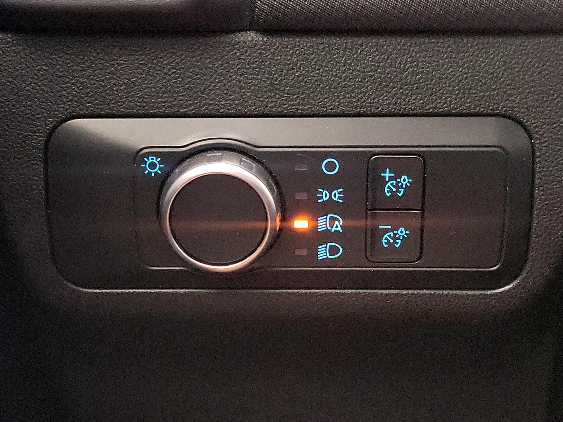 Thumbnail: 2022 Ford Bronco Sport - 13