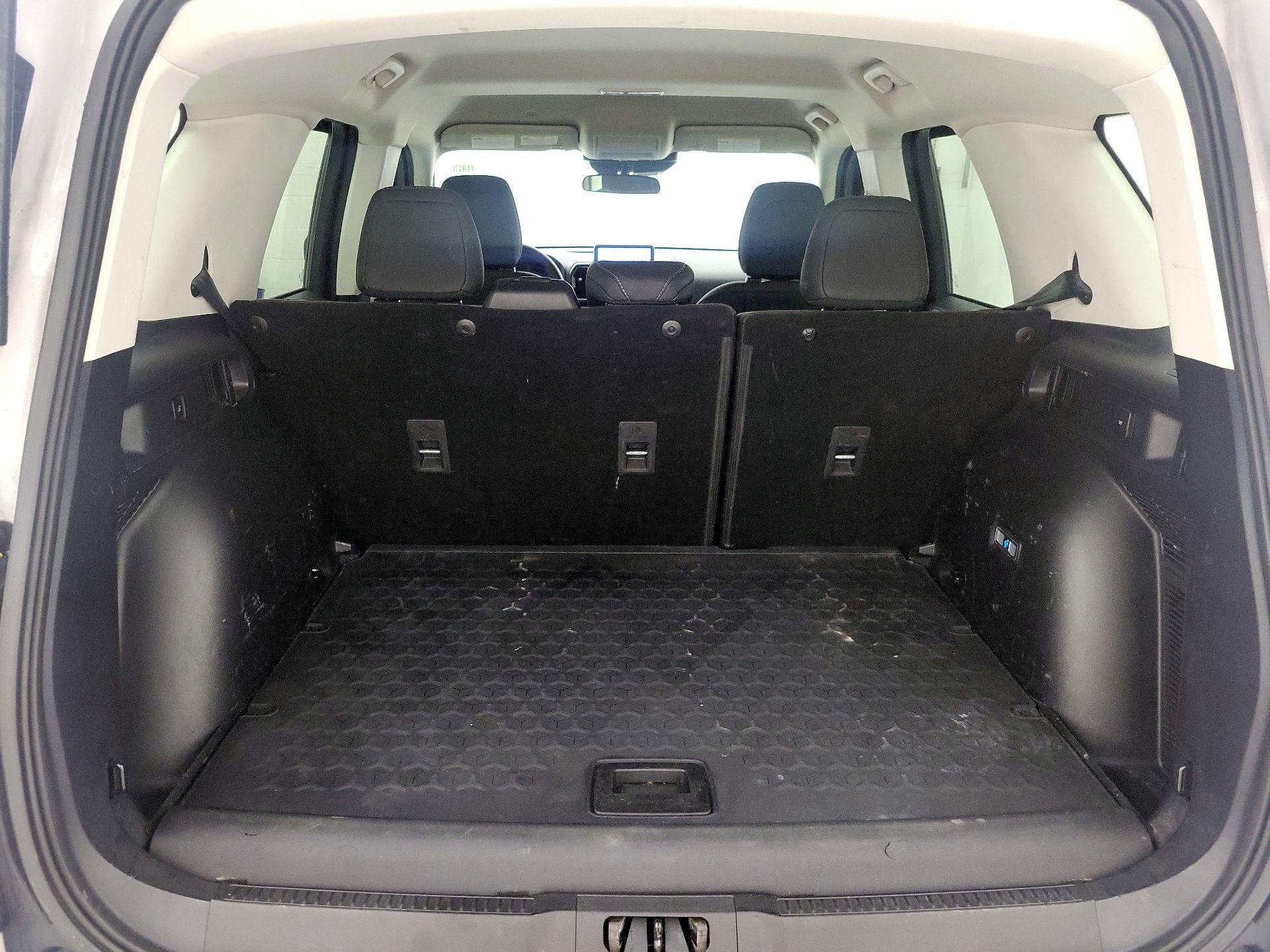 Thumbnail: 2022 Ford Bronco Sport - 20