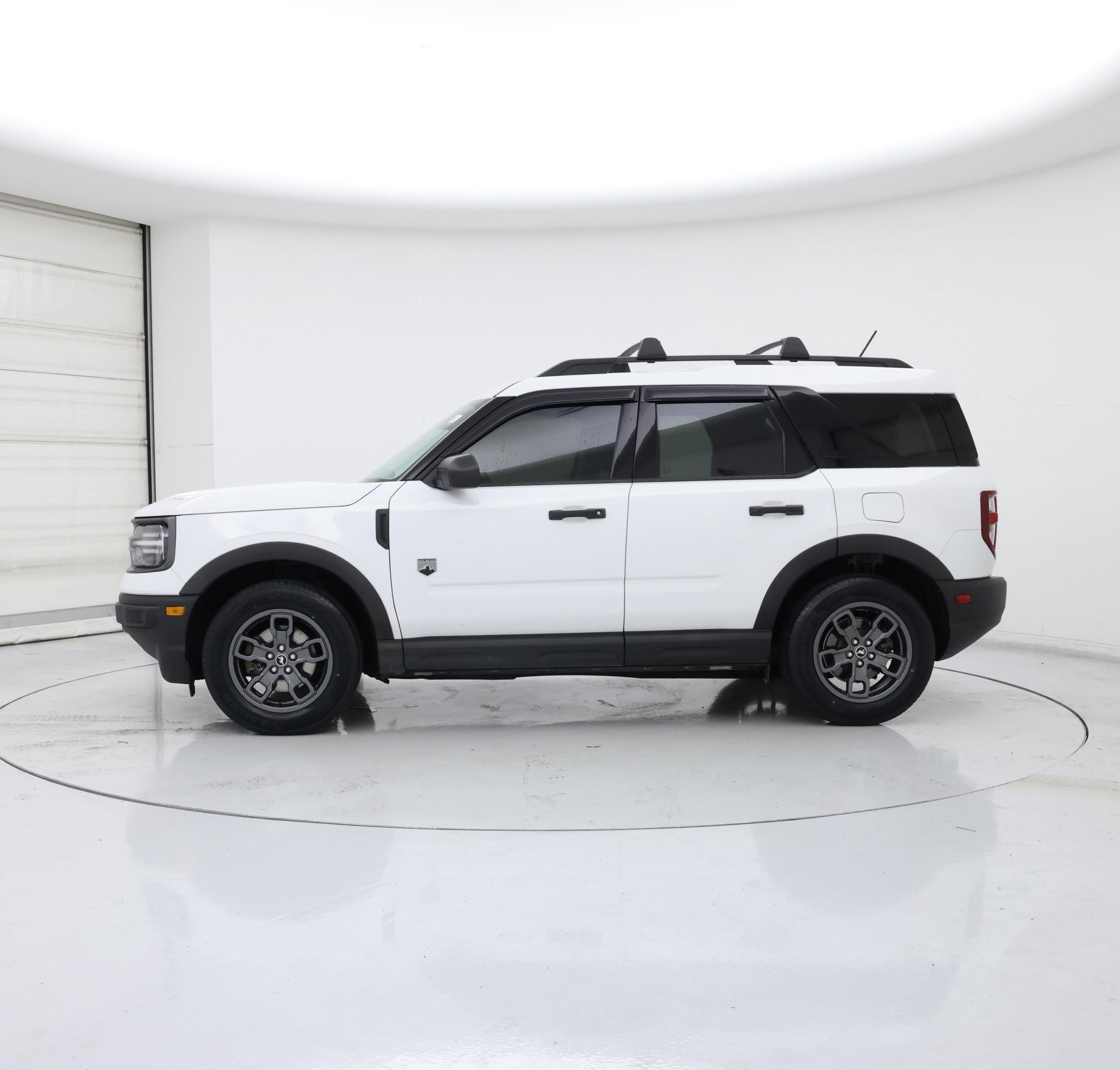 Thumbnail: 2022 Ford Bronco Sport - 3