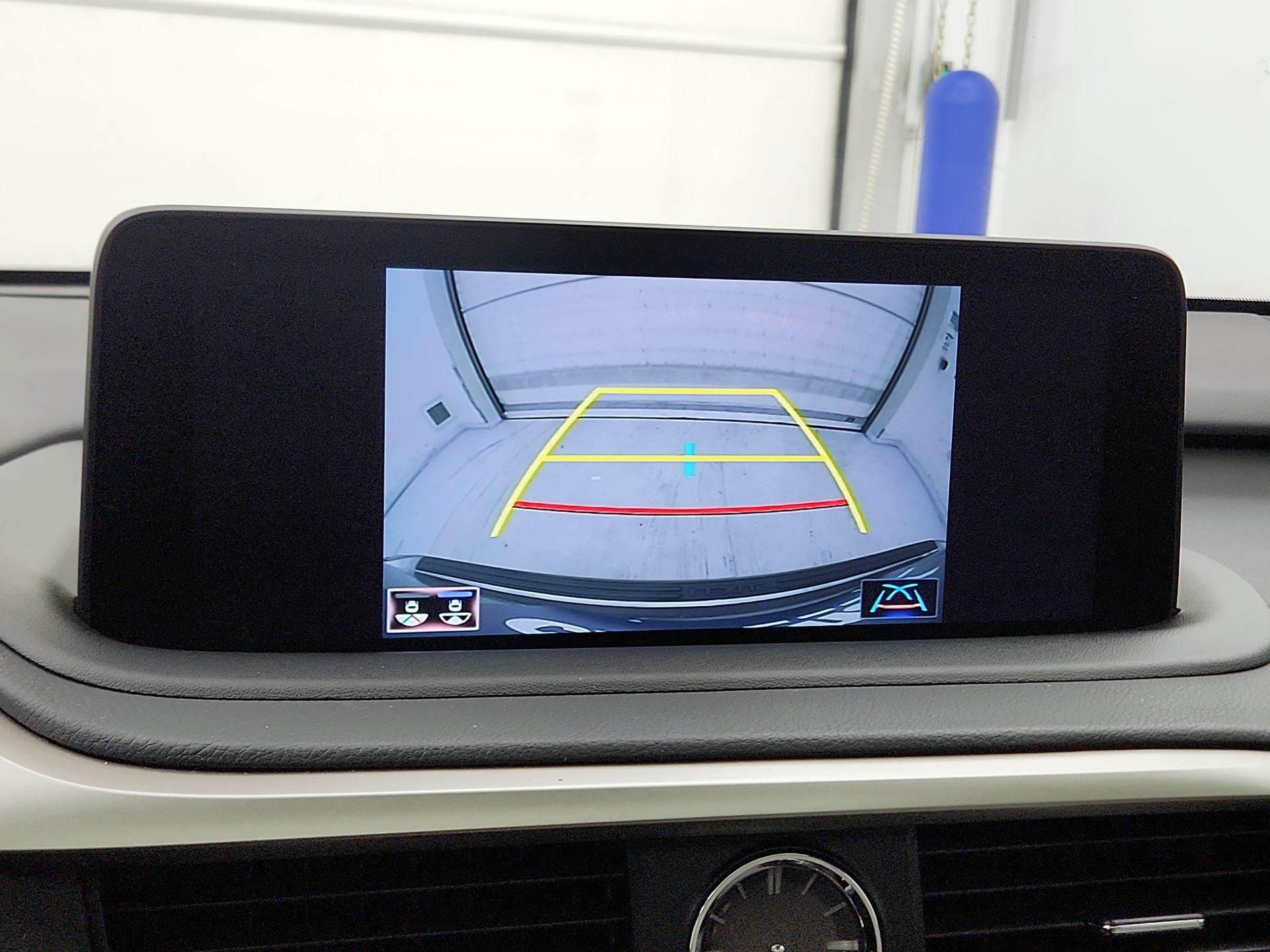 Thumbnail: 2022 Lexus RX - 15