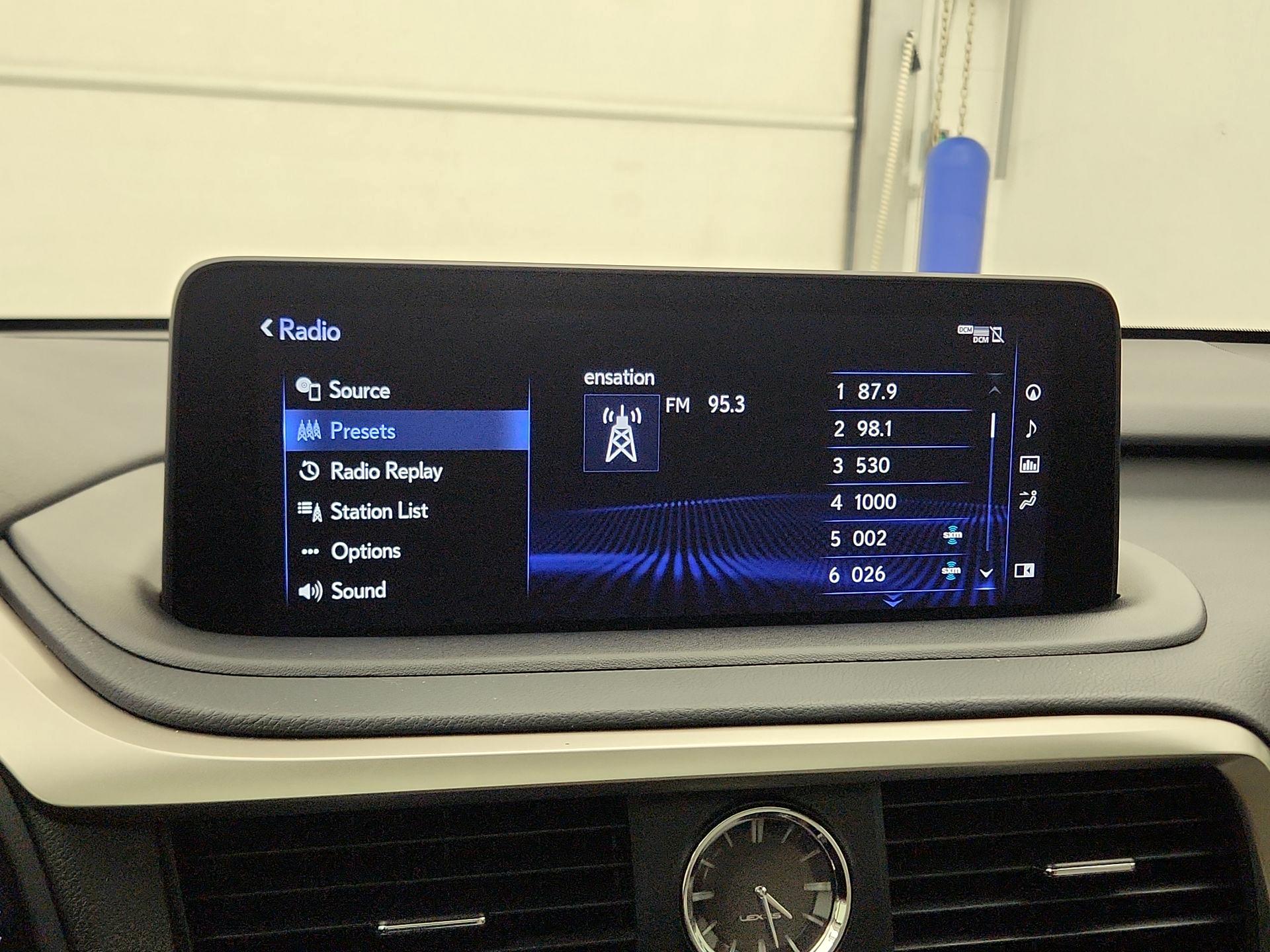 Thumbnail: 2022 Lexus RX - 16