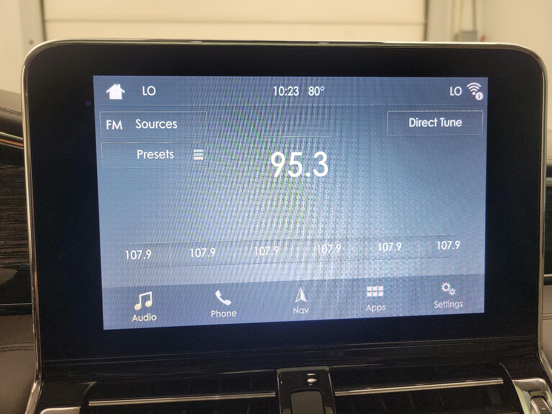 Thumbnail: 2019 Lincoln Navigator - 16