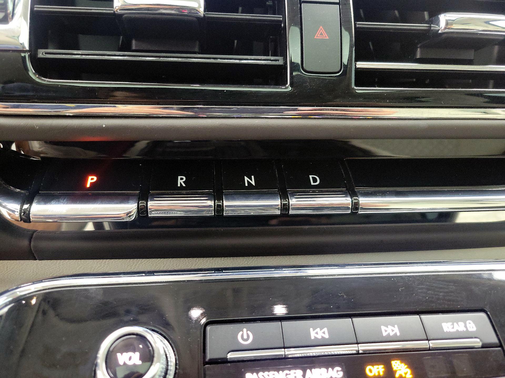 Thumbnail: 2019 Lincoln Navigator - 18