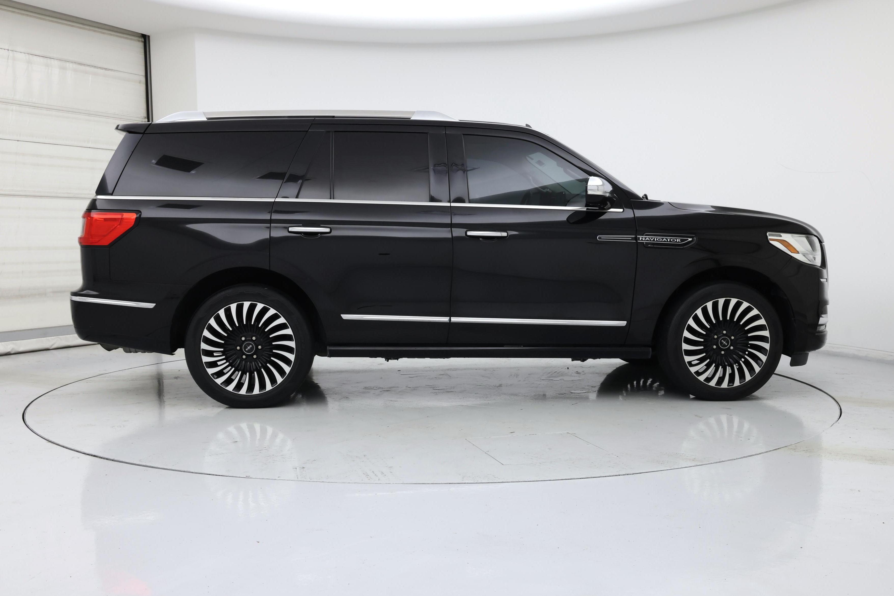 Thumbnail: 2019 Lincoln Navigator - 7