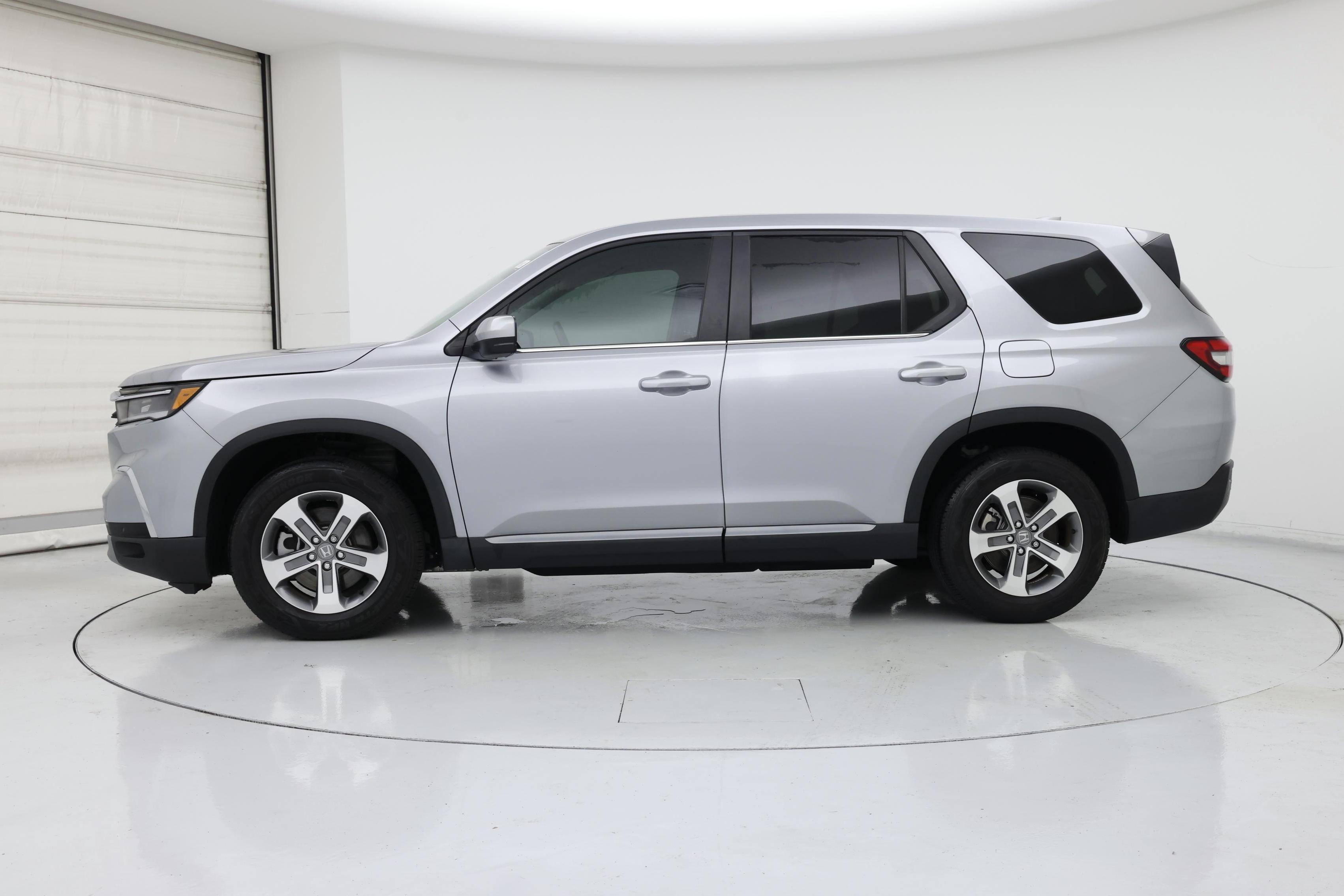 Thumbnail: 2024 Honda Pilot - 3