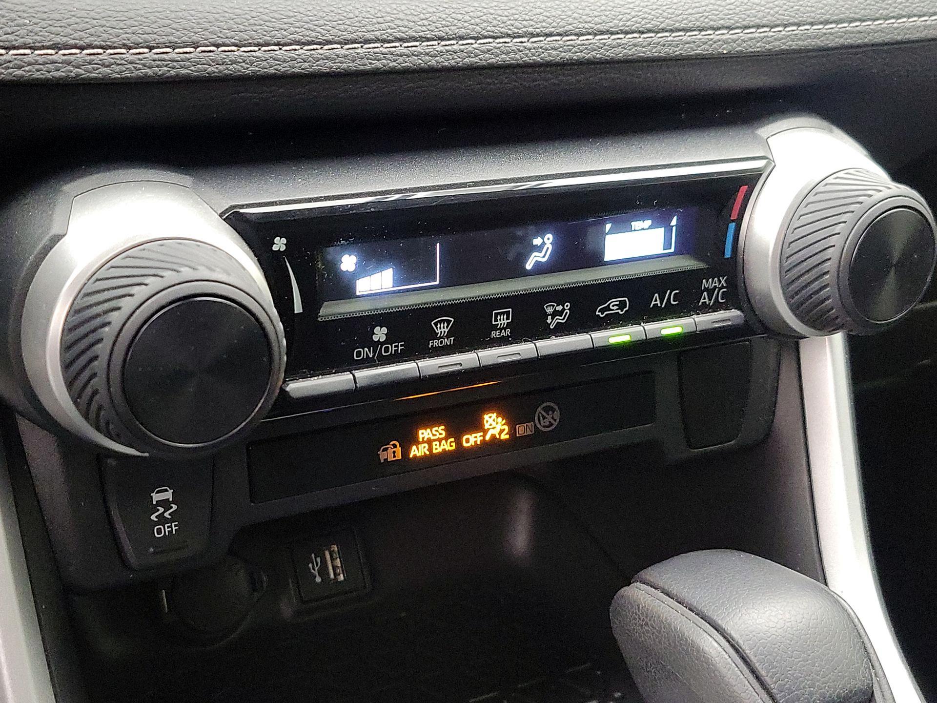 Thumbnail: 2023 Toyota RAV4 - 16