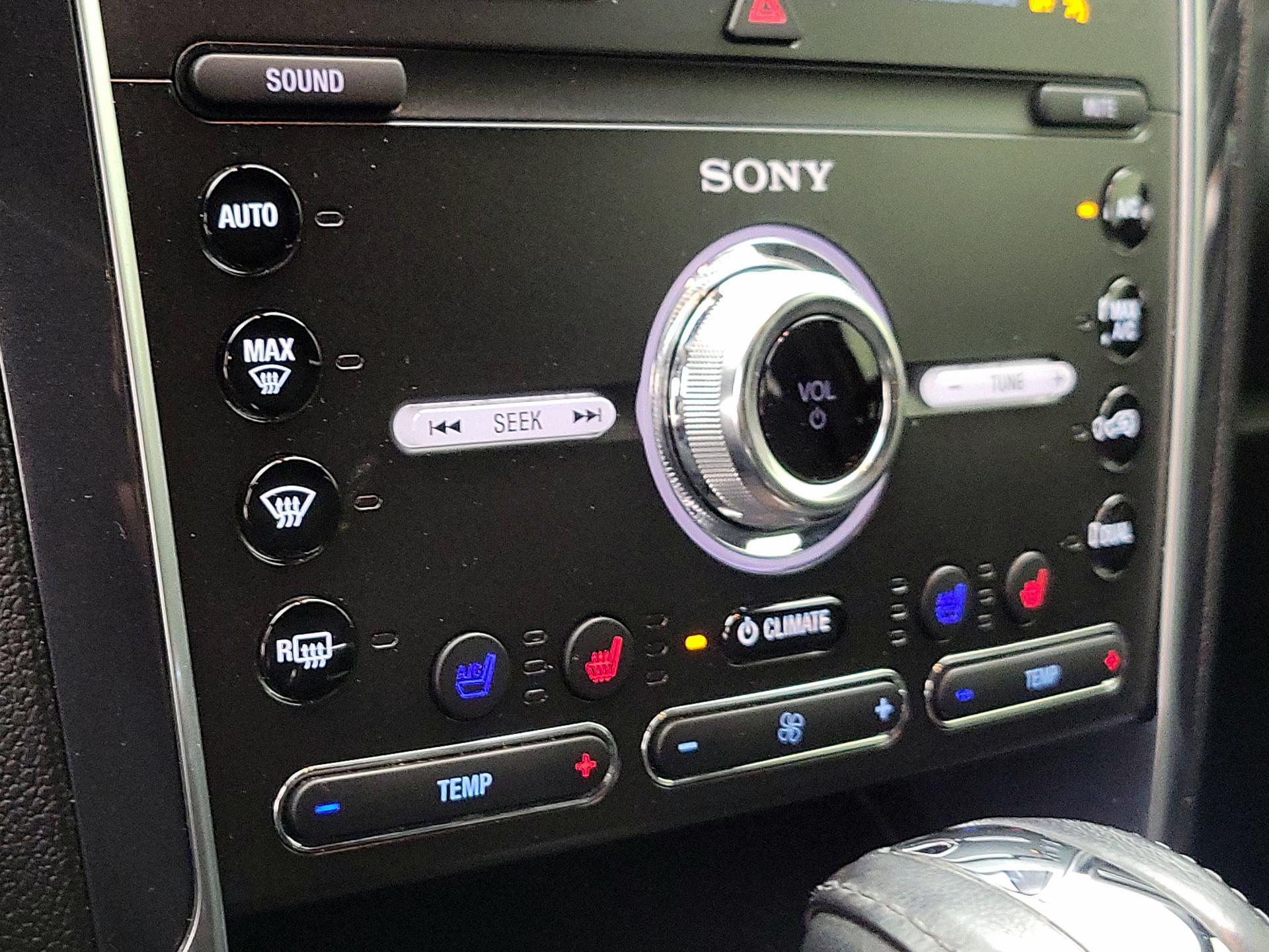 Thumbnail: 2019 Ford Explorer - 17