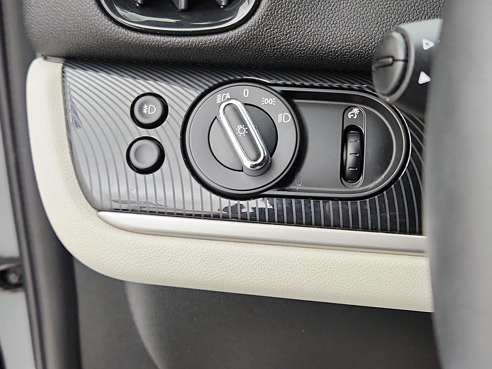 Thumbnail: 2022 MINI Cooper Countryman - 13