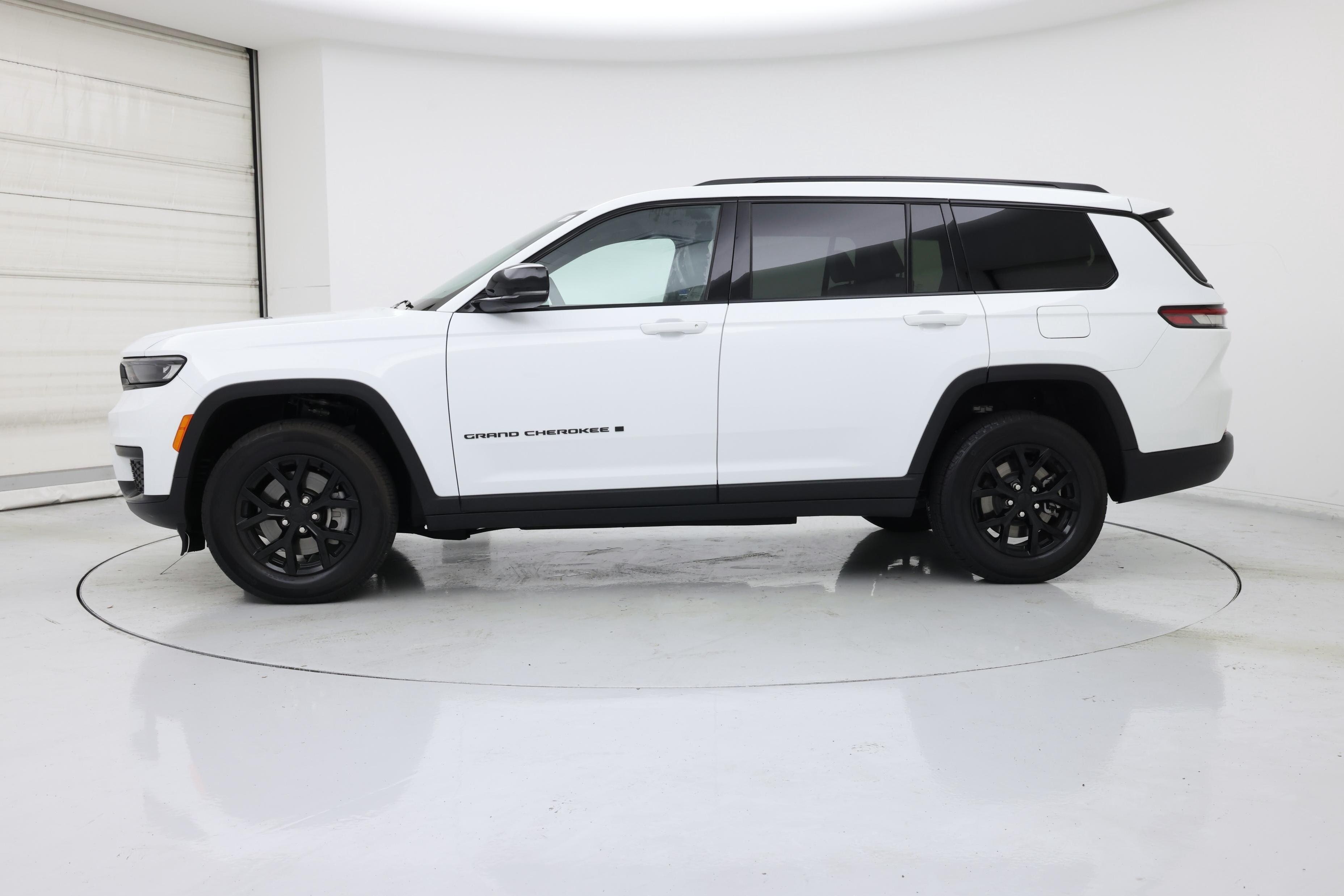 Thumbnail: 2025 Jeep Grand Cherokee L - 3