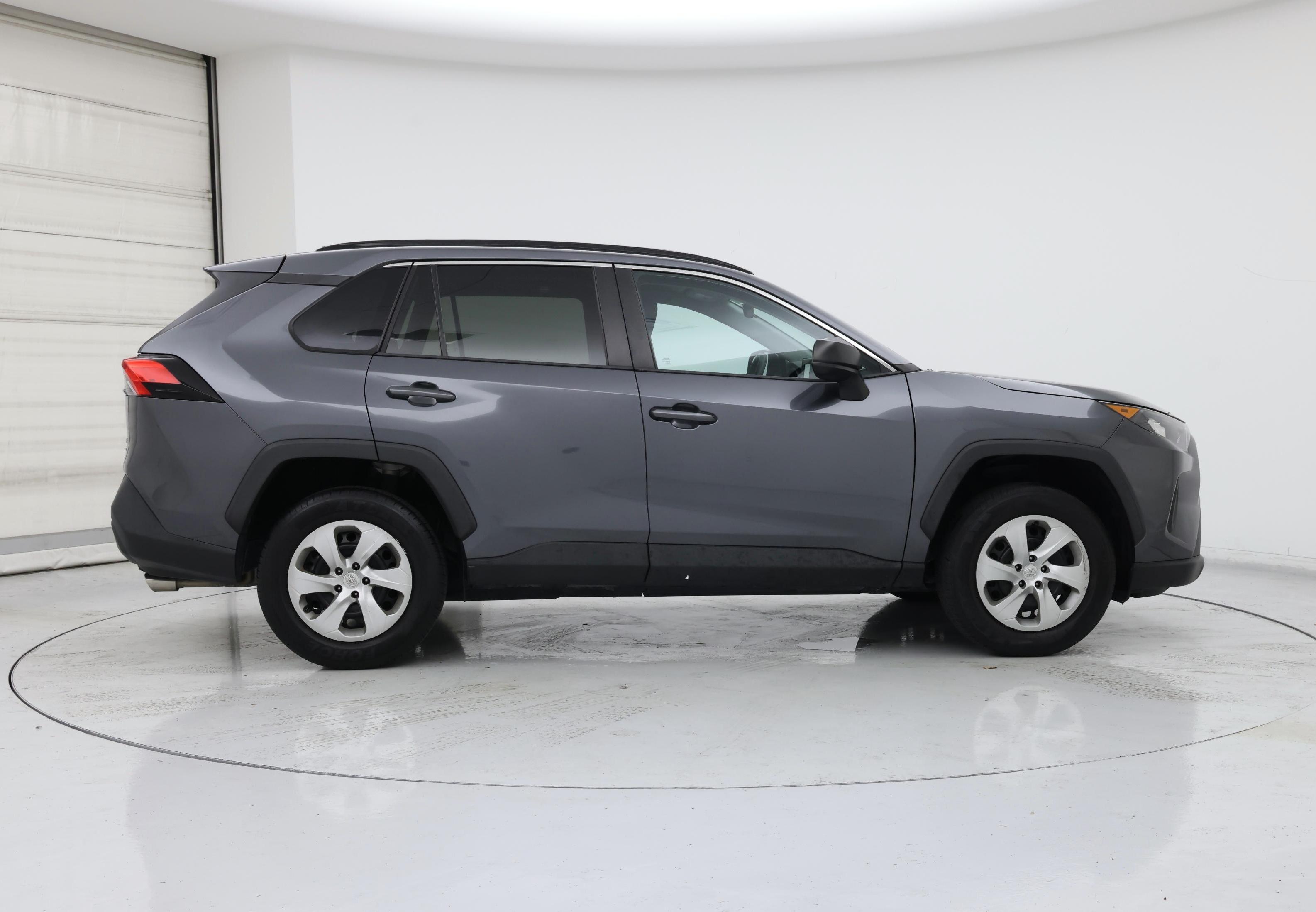 Thumbnail: 2020 Toyota RAV4 - 7