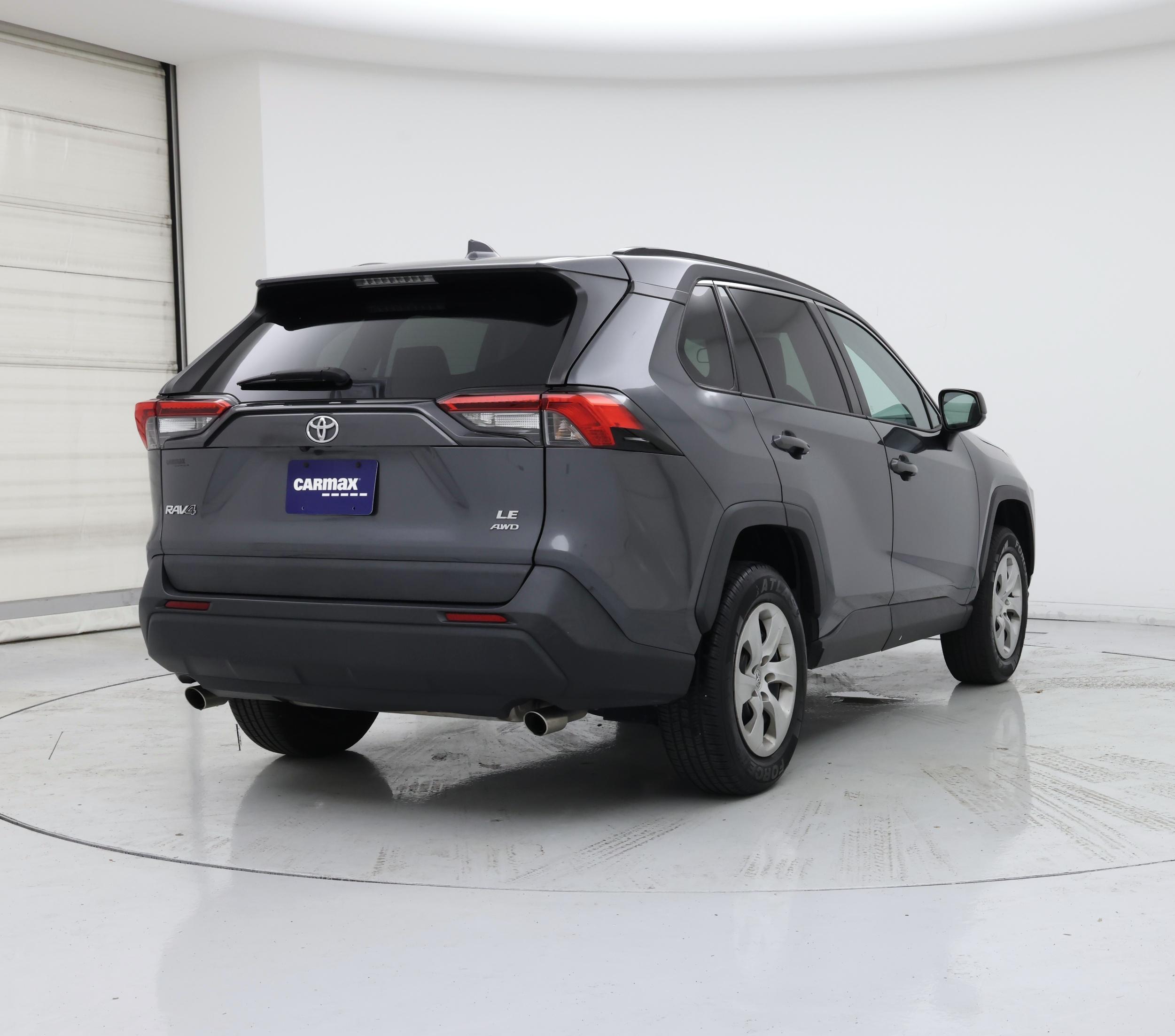 Thumbnail: 2020 Toyota RAV4 - 8