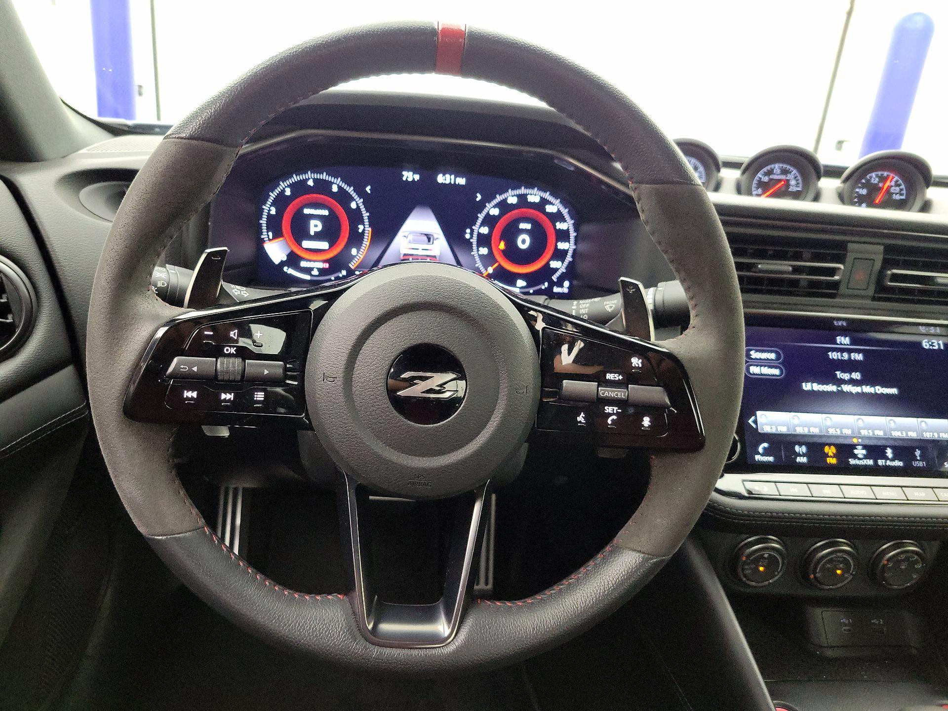 Thumbnail: 2024 Nissan Z - 10