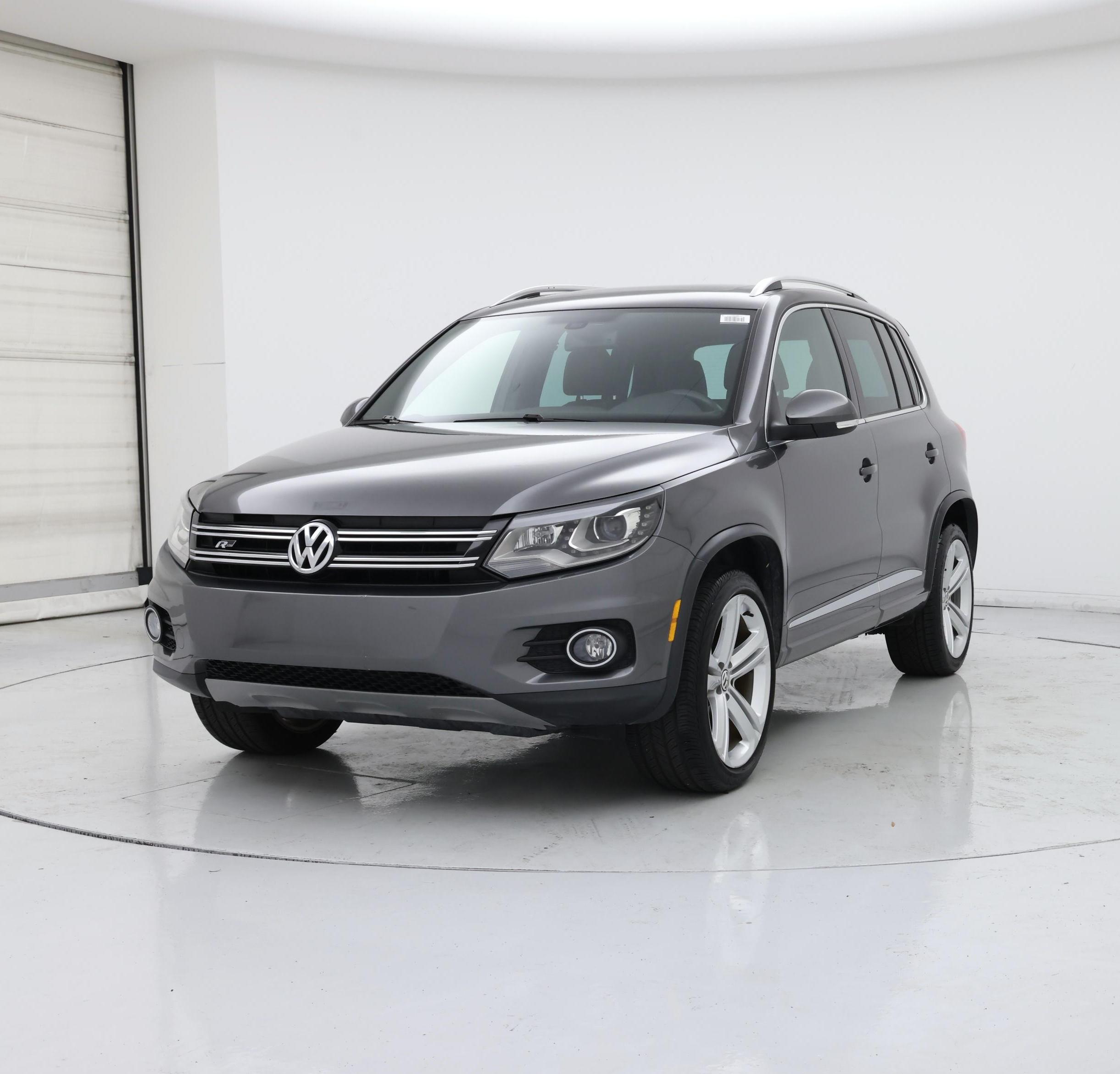 Thumbnail: 2015 Volkswagen Tiguan - 4