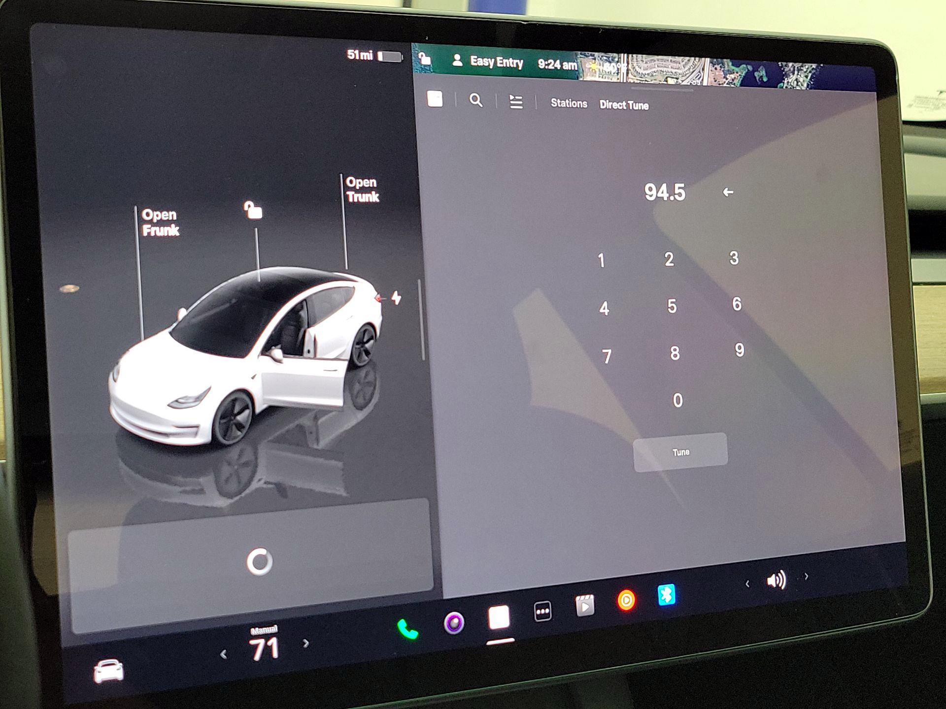Thumbnail: 2022 Tesla Model 3 - 15