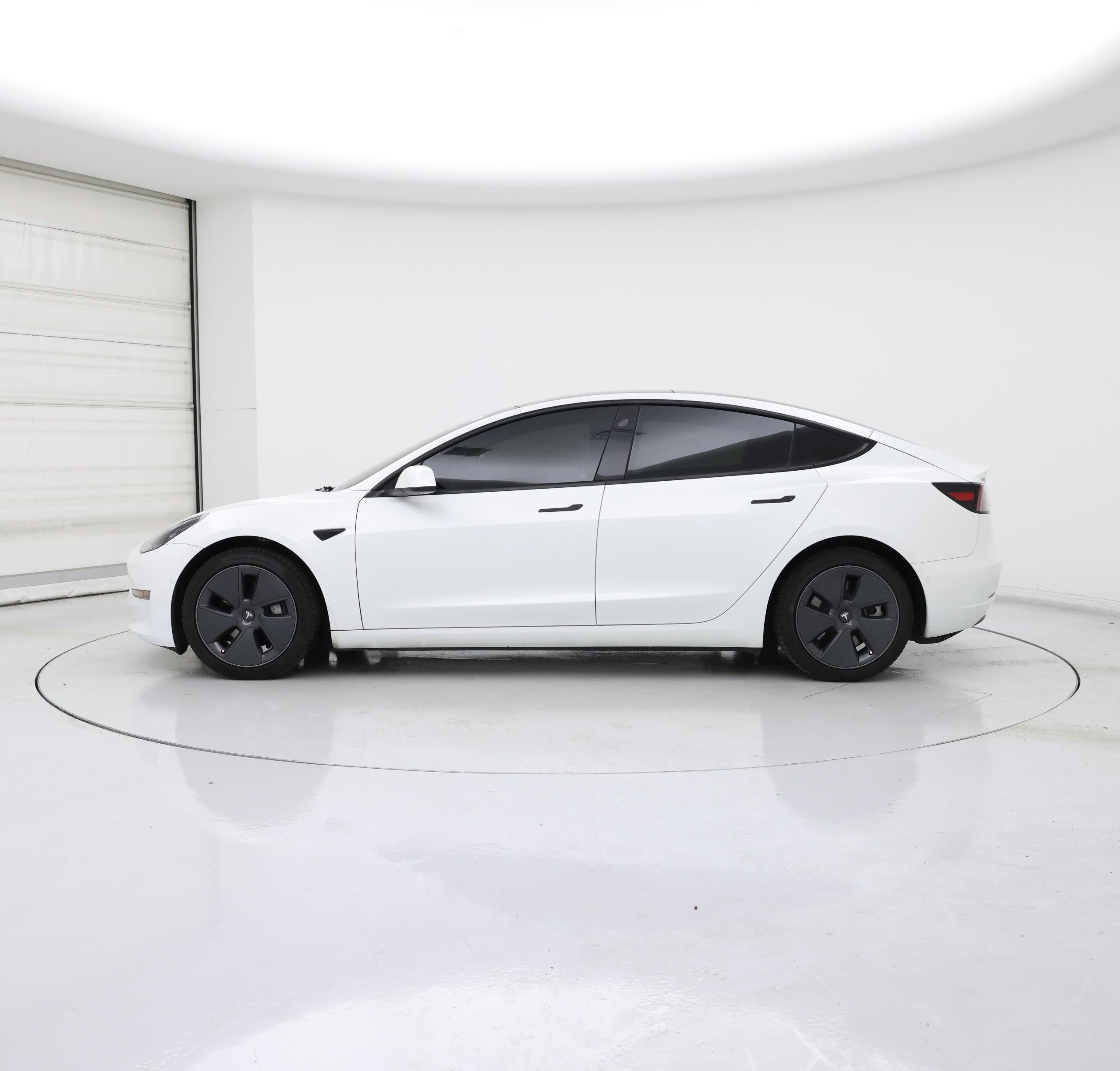 Thumbnail: 2022 Tesla Model 3 - 3