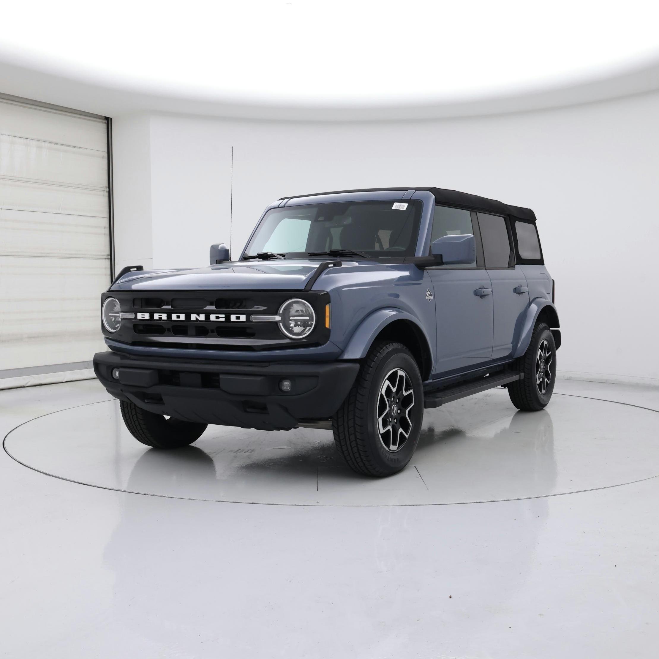 Thumbnail: 2023 Ford Bronco - 4