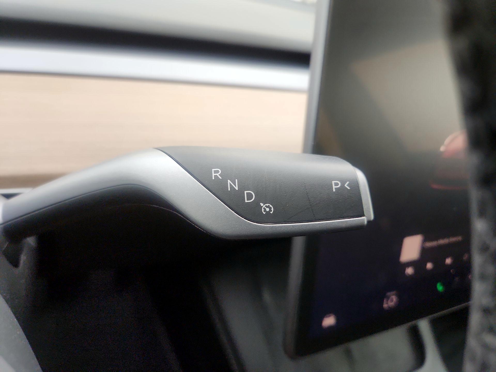 Thumbnail: 2023 Tesla Model 3 - 17