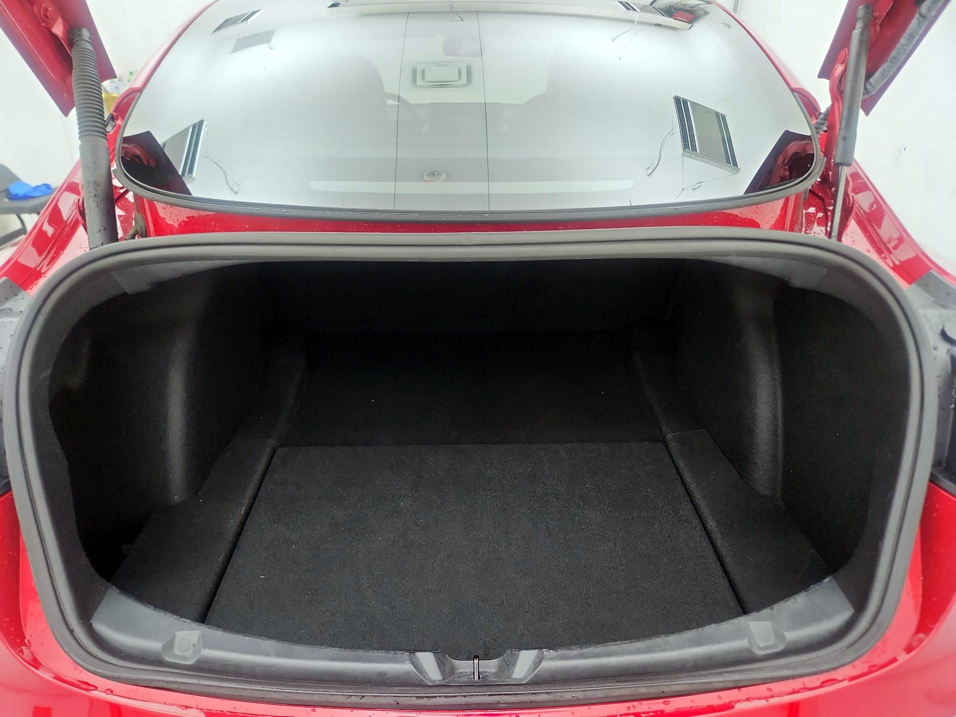 Thumbnail: 2023 Tesla Model 3 - 20