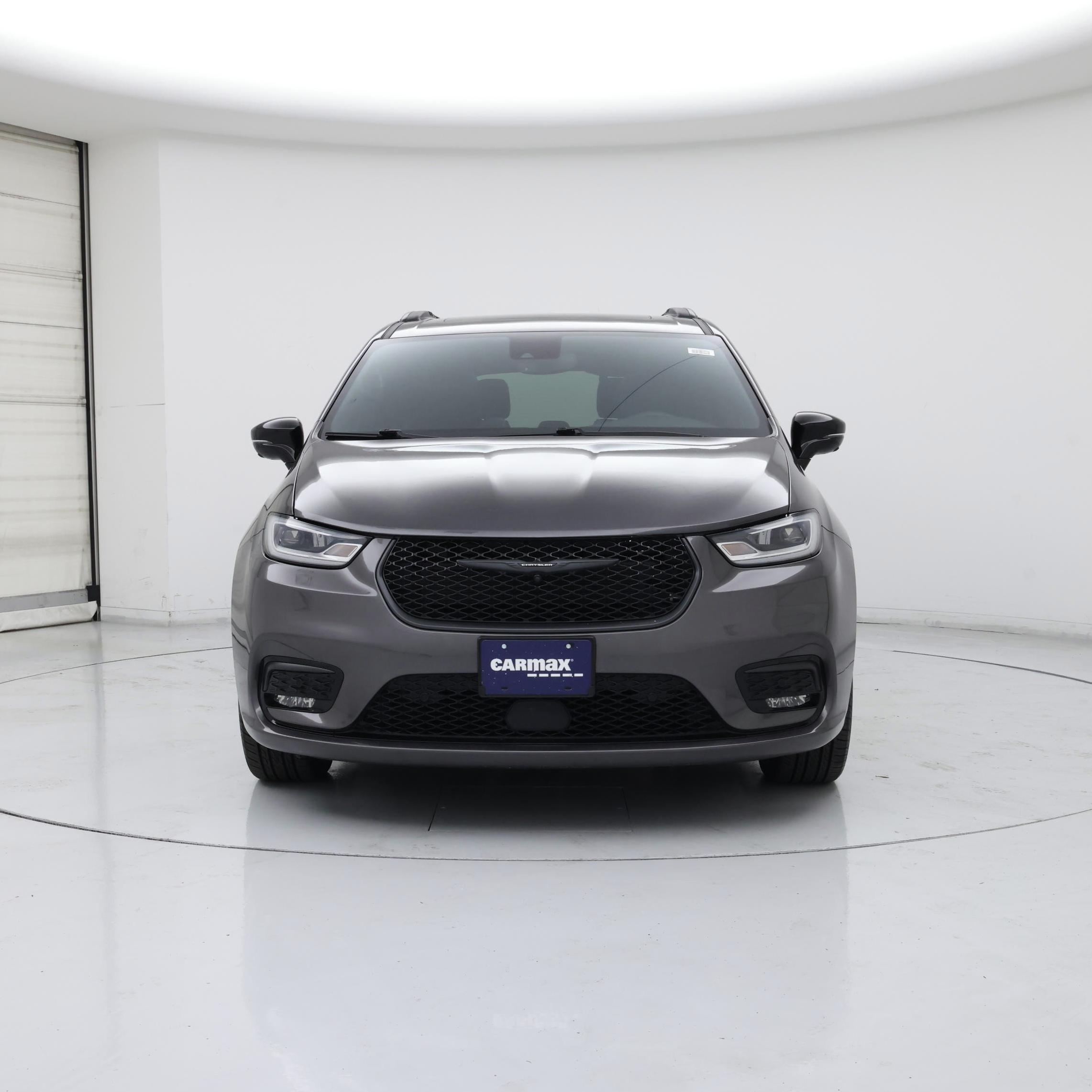 Thumbnail: 2023 Chrysler Pacifica - 5