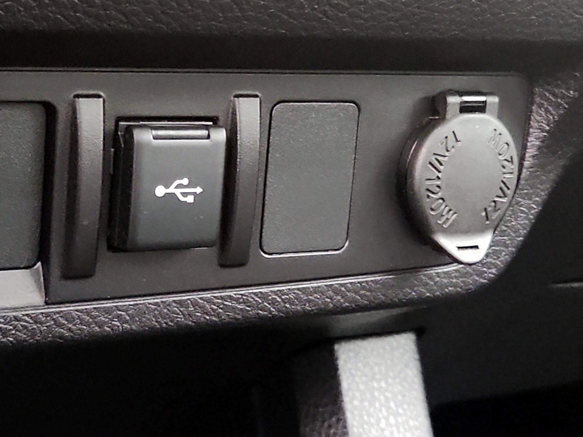 Thumbnail: 2022 Toyota Tacoma - 18