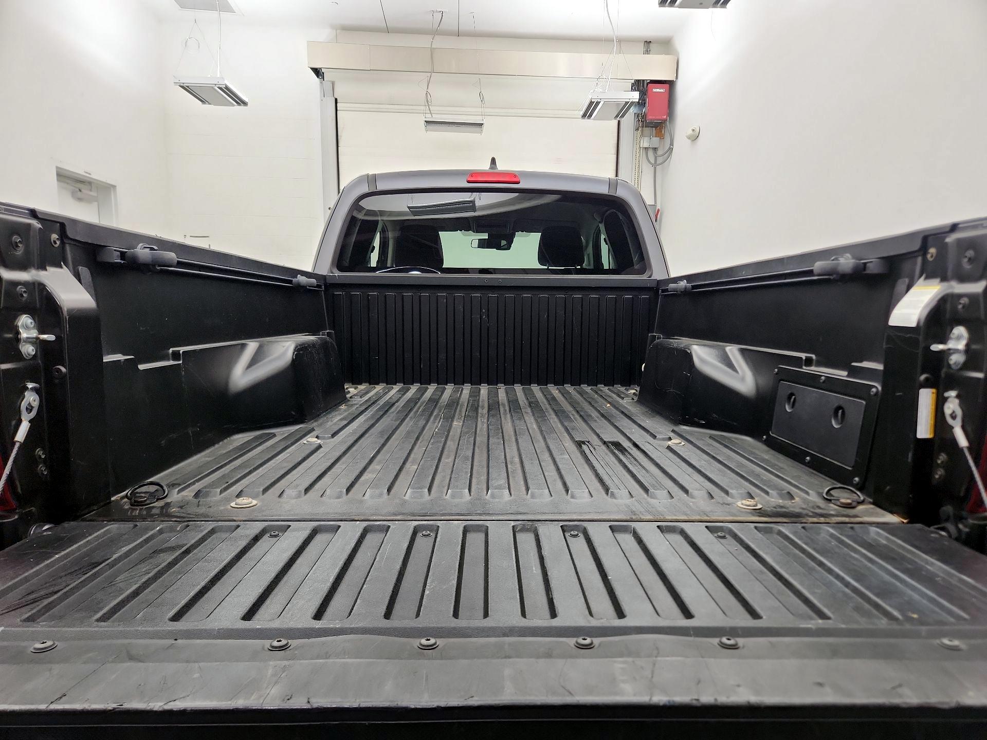 Thumbnail: 2022 Toyota Tacoma - 19