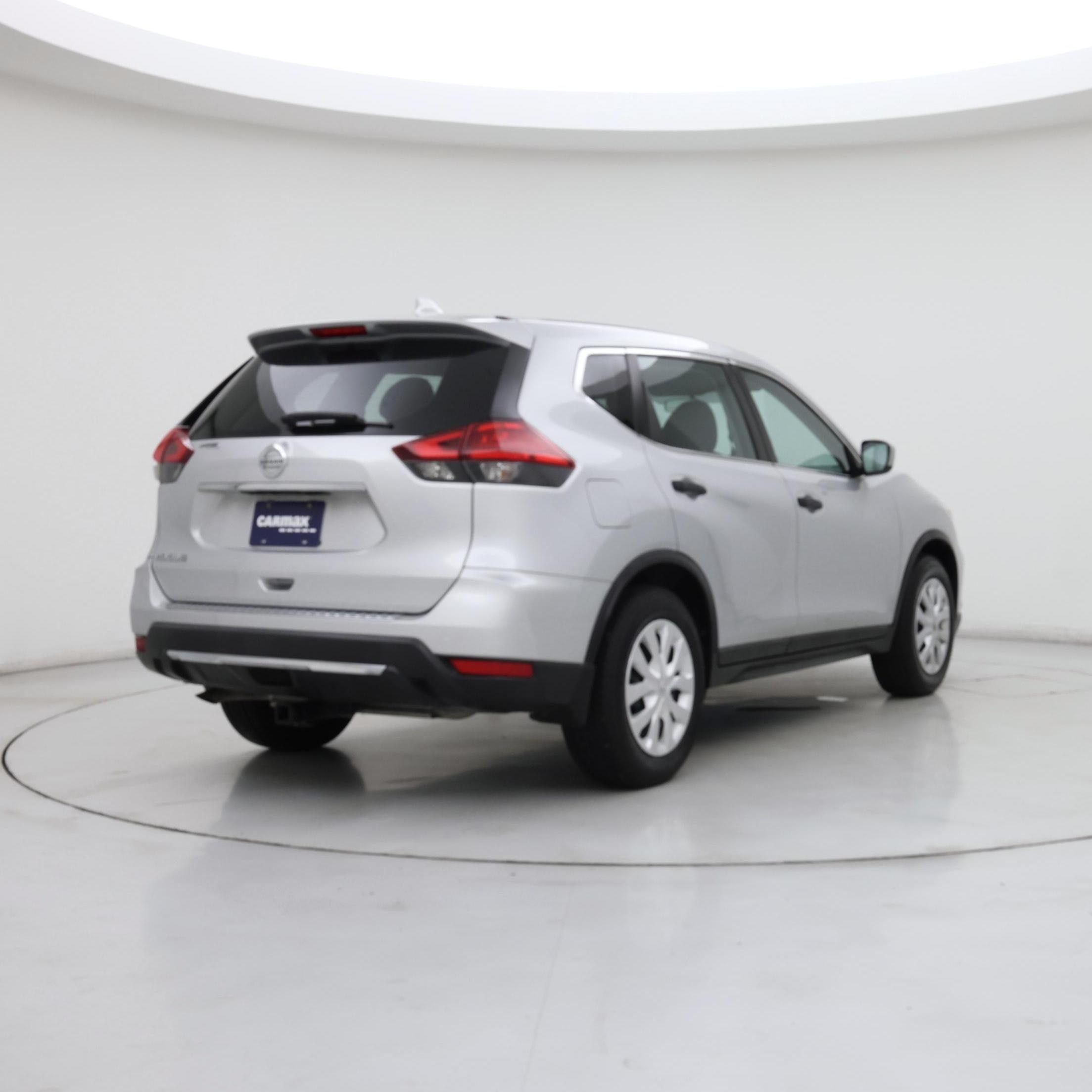 Thumbnail: 2017 Nissan Rogue - 8