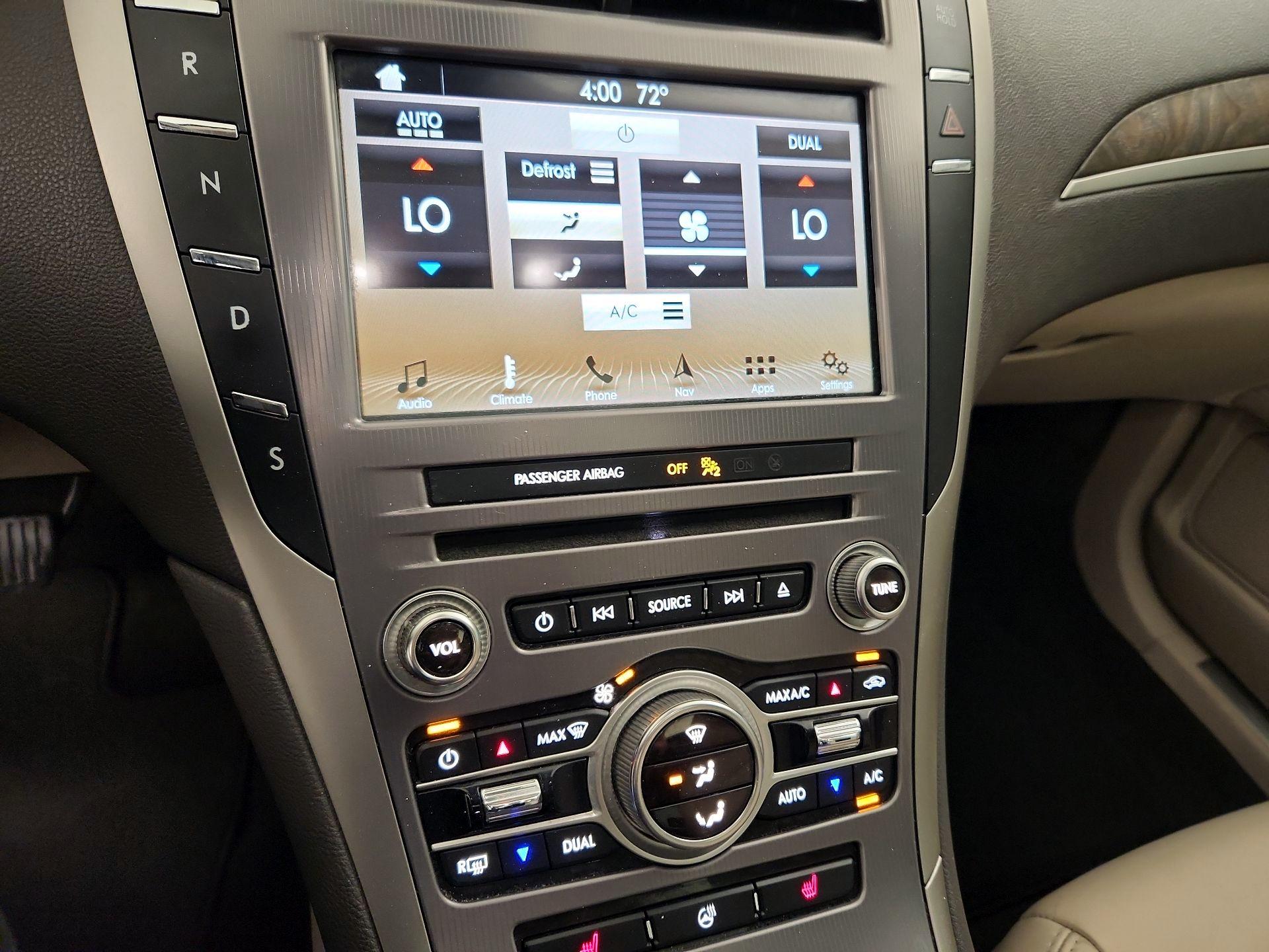 Thumbnail: 2017 Lincoln MKZ - 17
