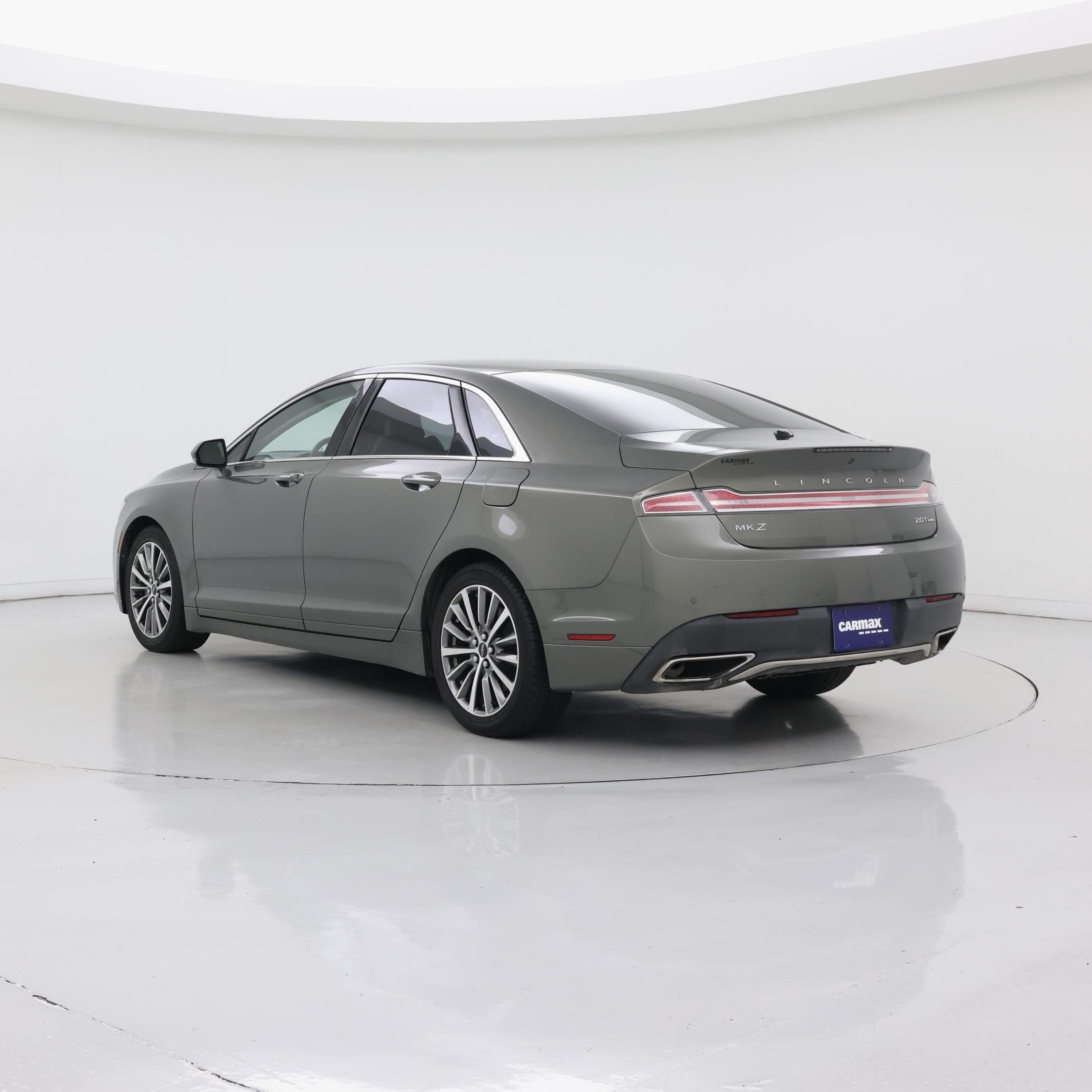 Thumbnail: 2017 Lincoln MKZ - 2
